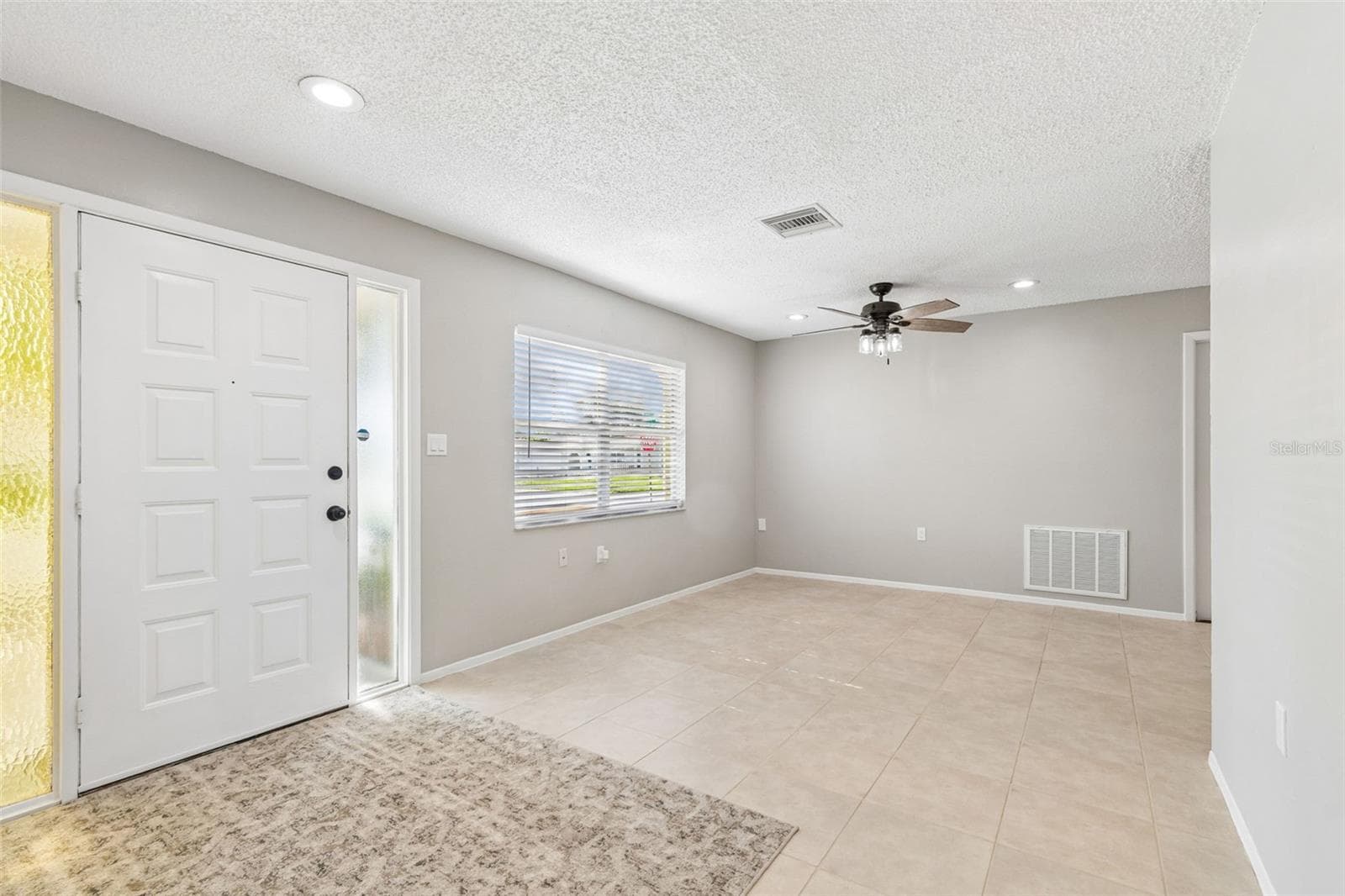 Single Family Residence at 9631 MARLINTON LN, PORT RICHEY, photo 6 of 33