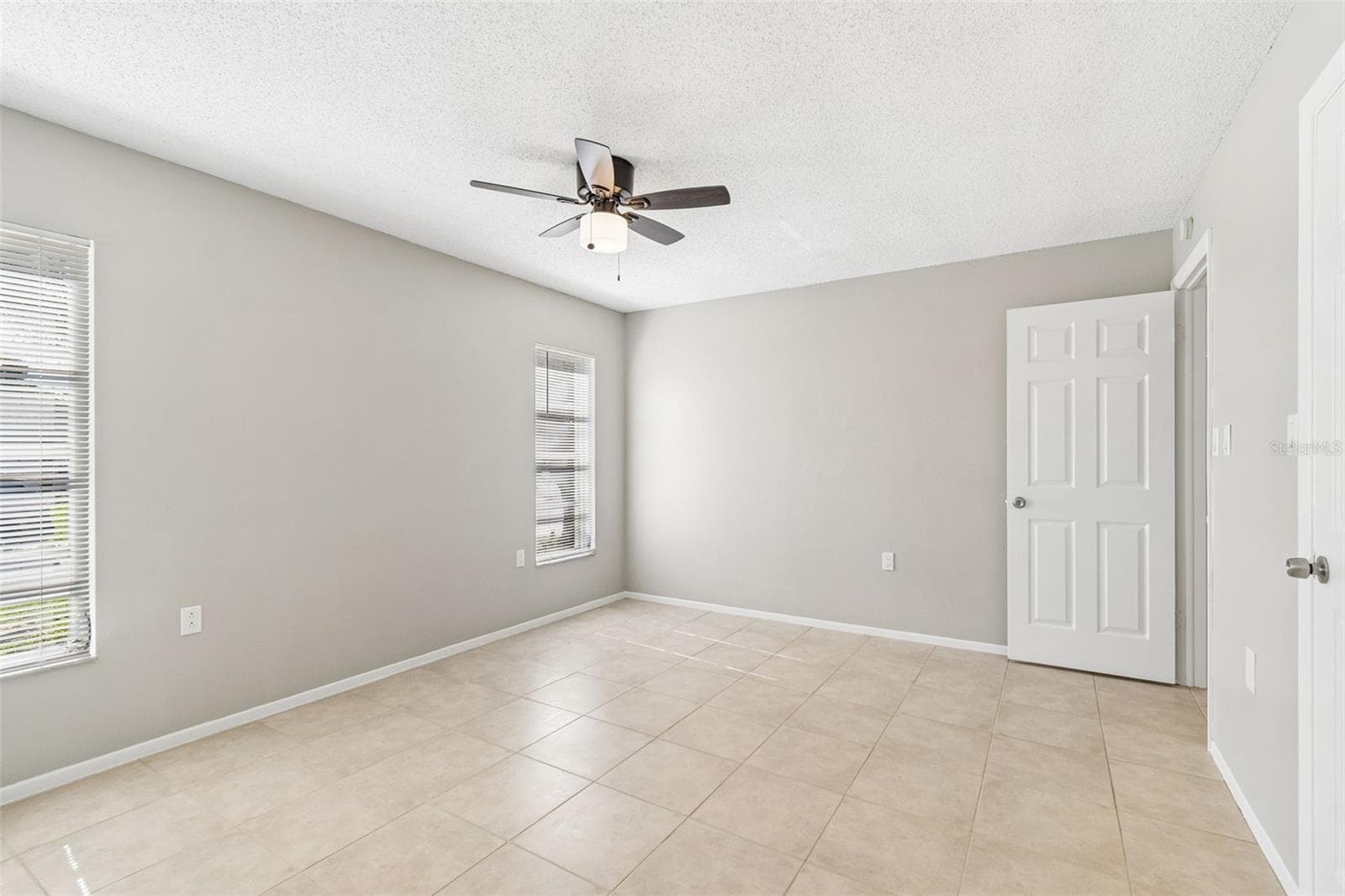 Single Family Residence at 9631 MARLINTON LN, PORT RICHEY, photo 14 of 33