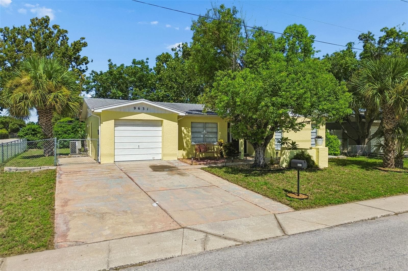 Single Family Residence at 9631 MARLINTON LN, PORT RICHEY, photo 32 of 33