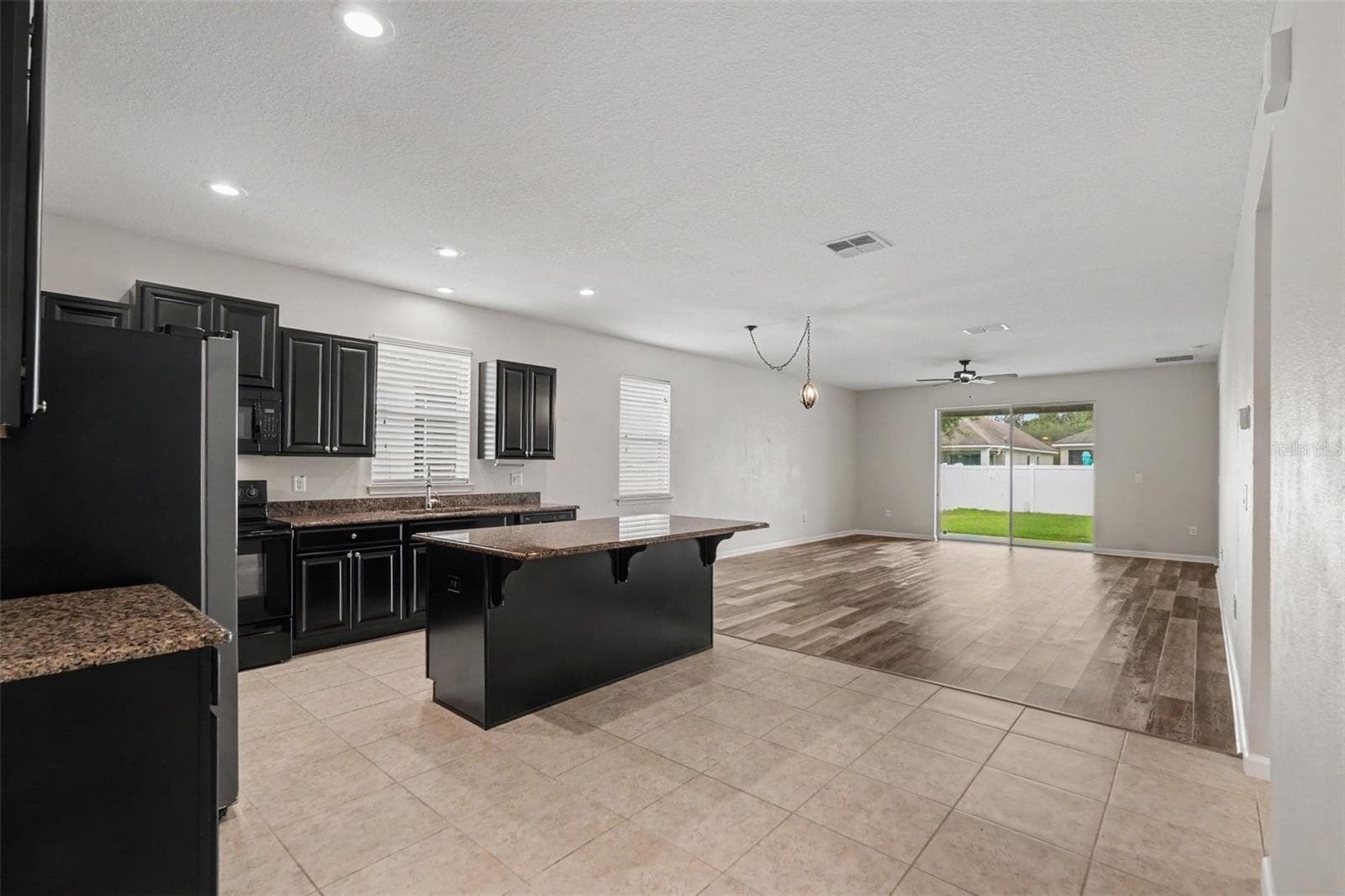 Single Family Residence at 12318 EAGLE SWOOP PL, RIVERVIEW, photo 5 of 22