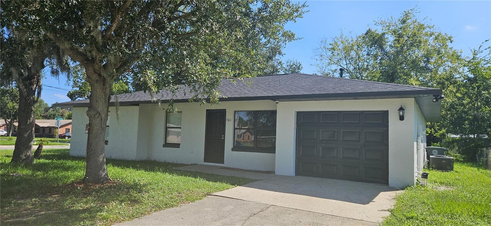 Single Family Residence at 501 LOOMIS TRL, DAYTONA BEACH, photo 2 of 24