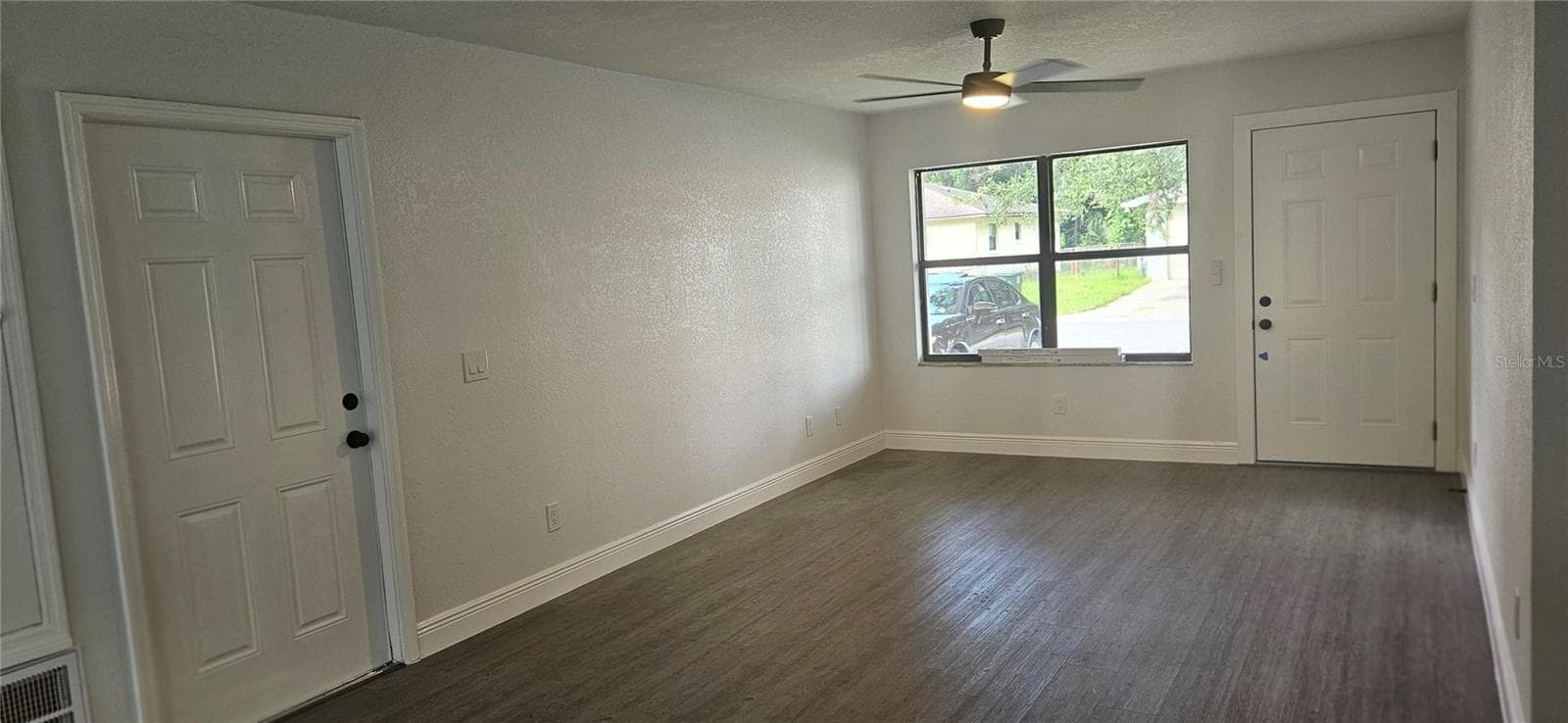 Single Family Residence at 501 LOOMIS TRL, DAYTONA BEACH, photo 6 of 24