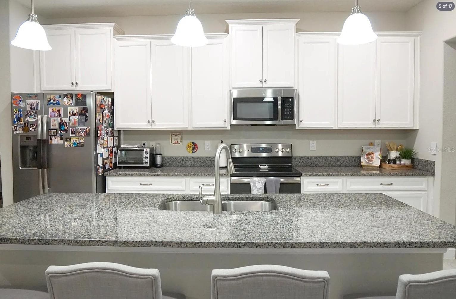Townhouse at 6834 CITRUS CREEK LN, TAMPA, photo 6 of 18
