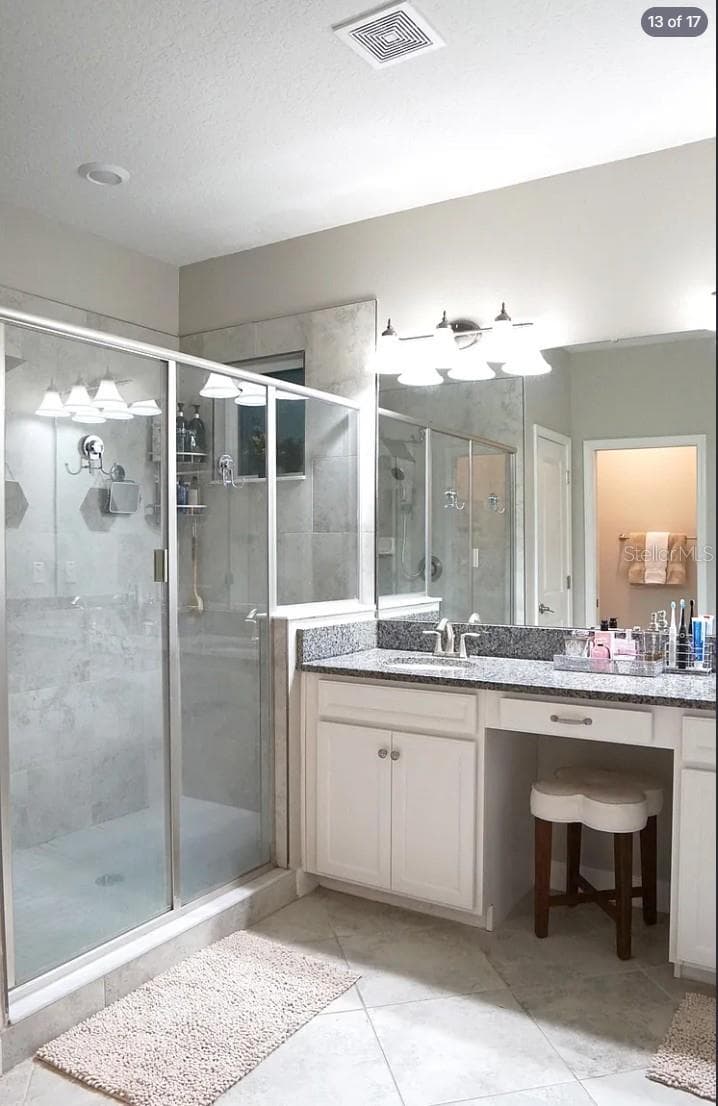 Townhouse at 6834 CITRUS CREEK LN, TAMPA, photo 11 of 18