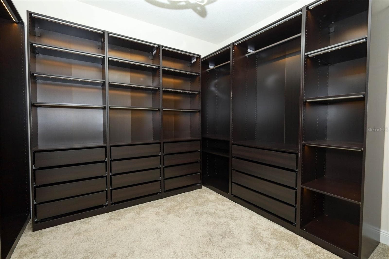 WALKING CALIFORNIA CLOSET - 12397 STONE BARK TRL, ORLANDO