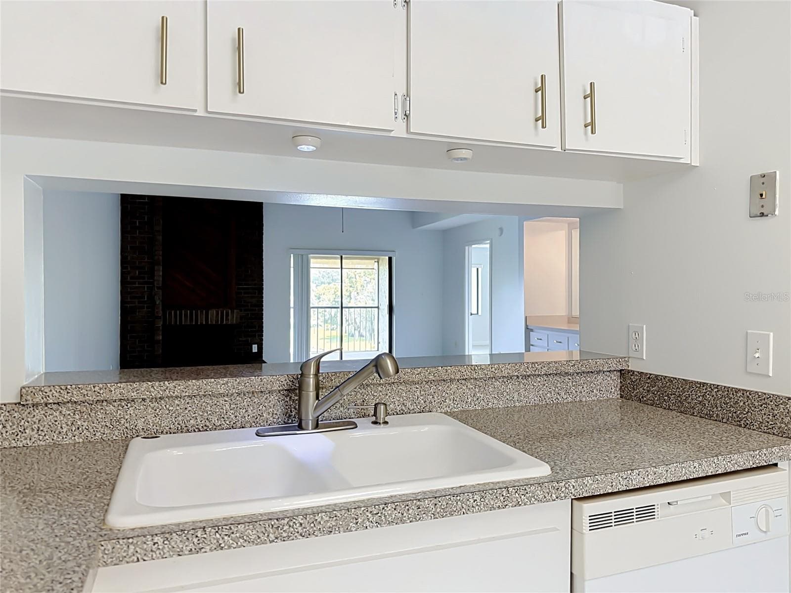 Condominium at 15 ESCONDIDO CT #148, ALTAMONTE SPRINGS, photo 13 of 54