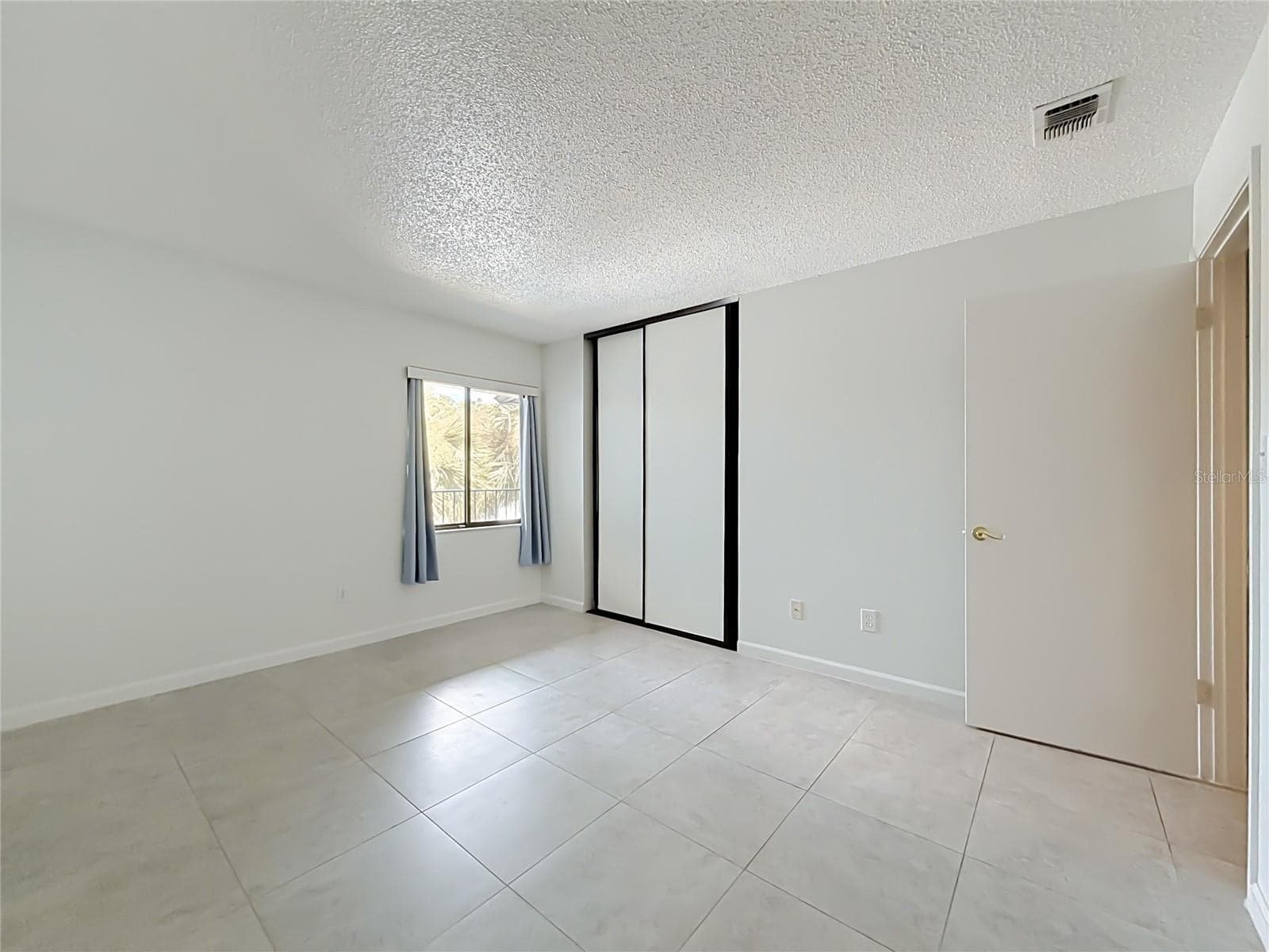 Condominium at 15 ESCONDIDO CT #148, ALTAMONTE SPRINGS, photo 37 of 54