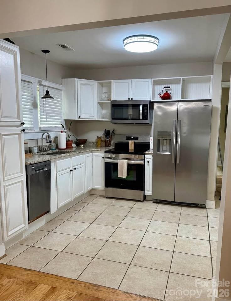 Kitchen - 116 Beverly Avenue, Hendersonville