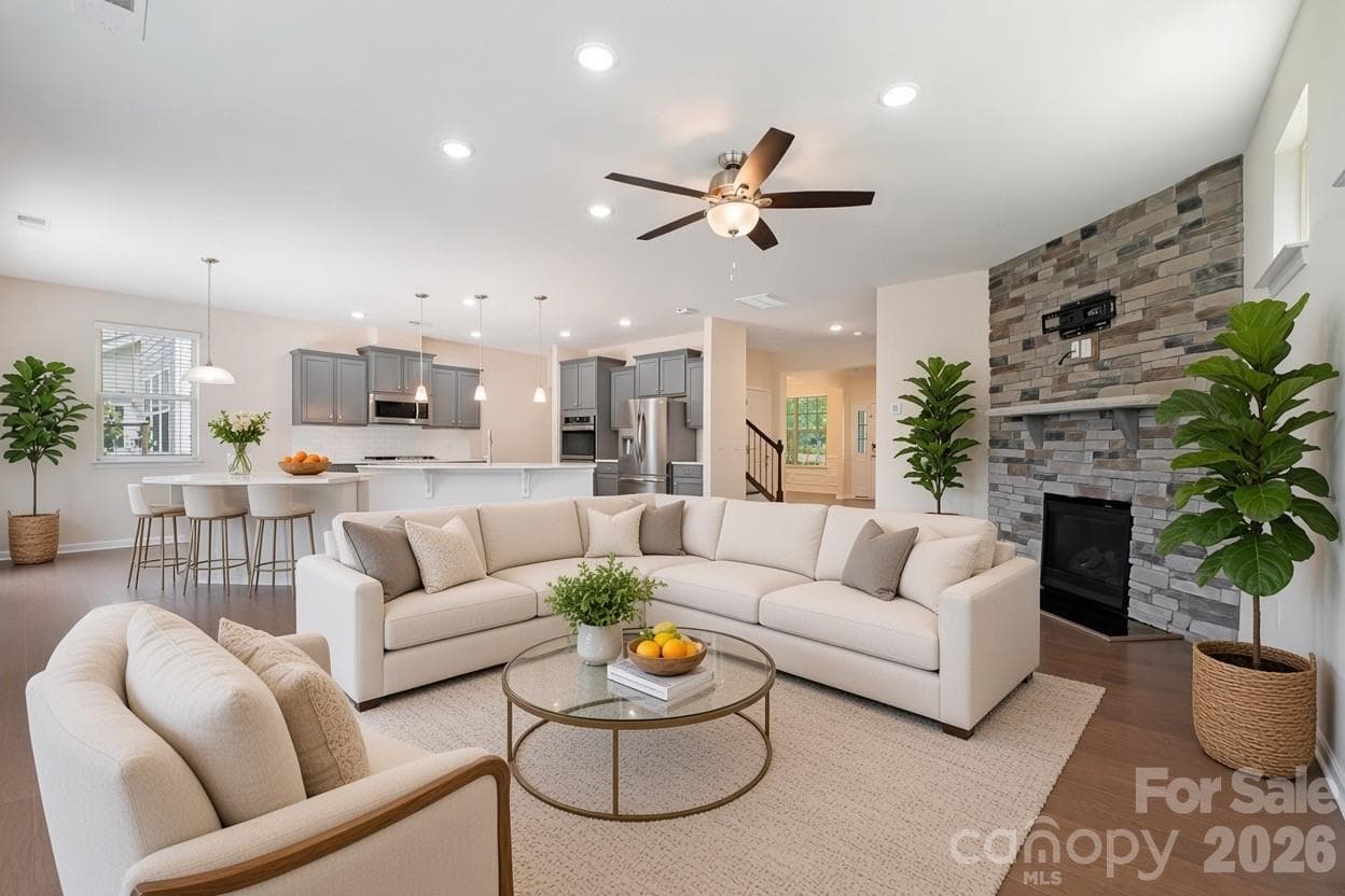 Virtually staged - 15505 Davidson East Drive, Davidson