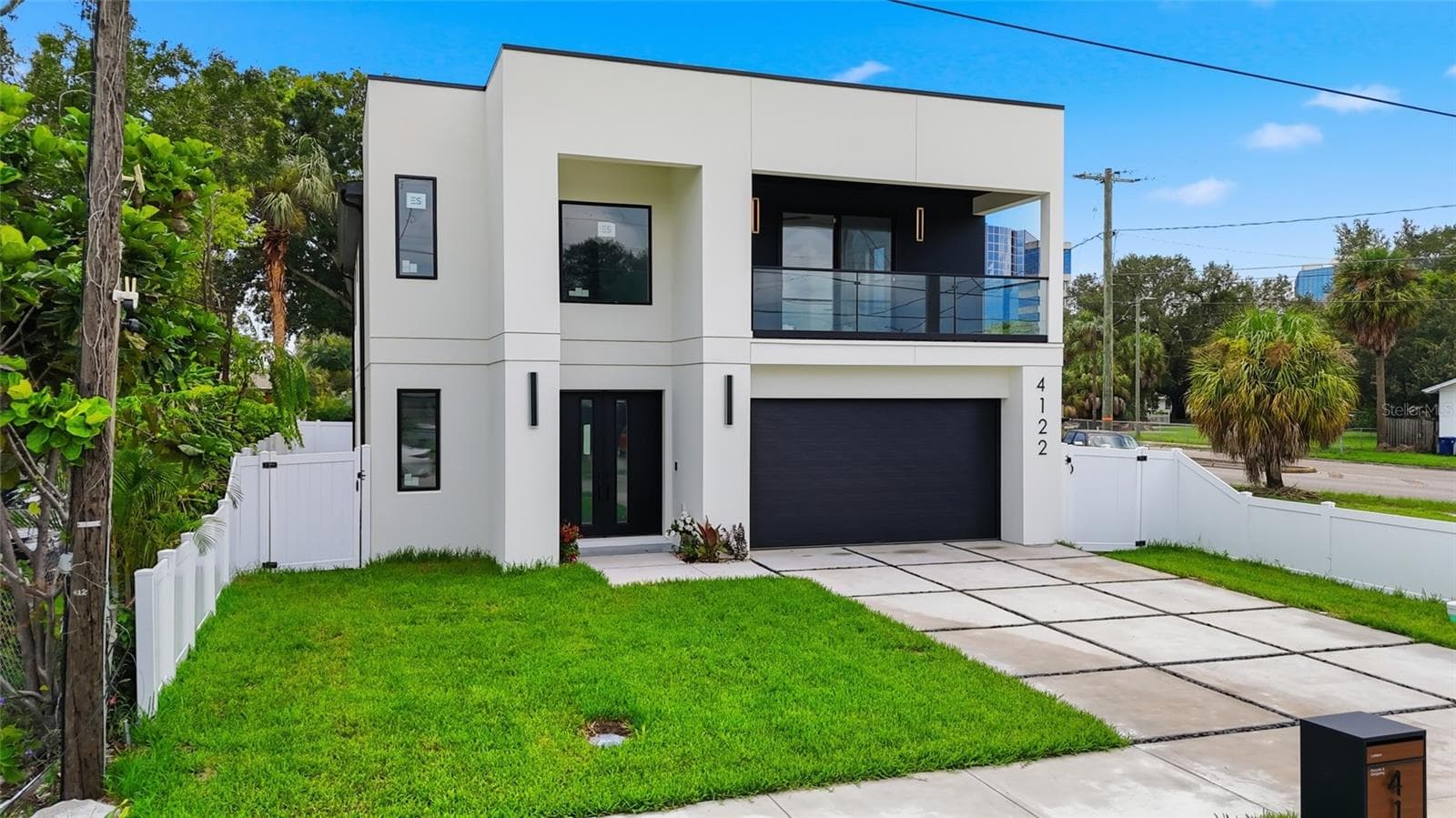 Single Family Residence at 4122 W NASSAU ST, TAMPA, photo 4 of 44