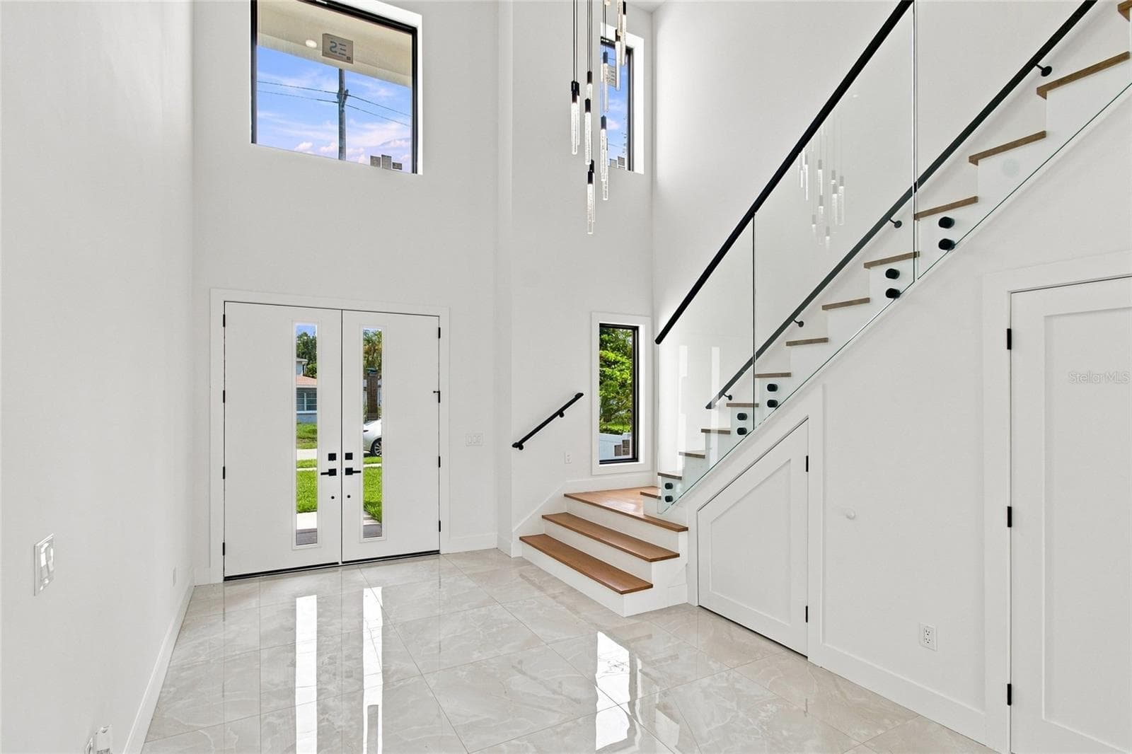 Single Family Residence at 4122 W NASSAU ST, TAMPA, photo 8 of 44