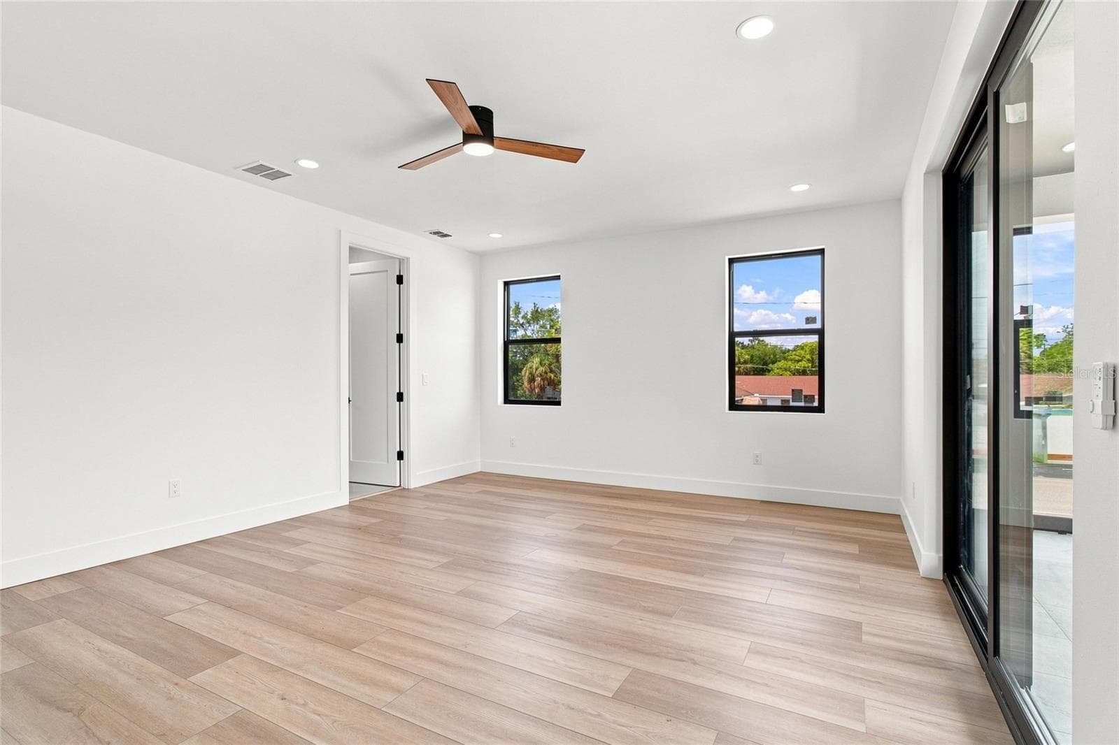 Single Family Residence at 4122 W NASSAU ST, TAMPA, photo 27 of 44