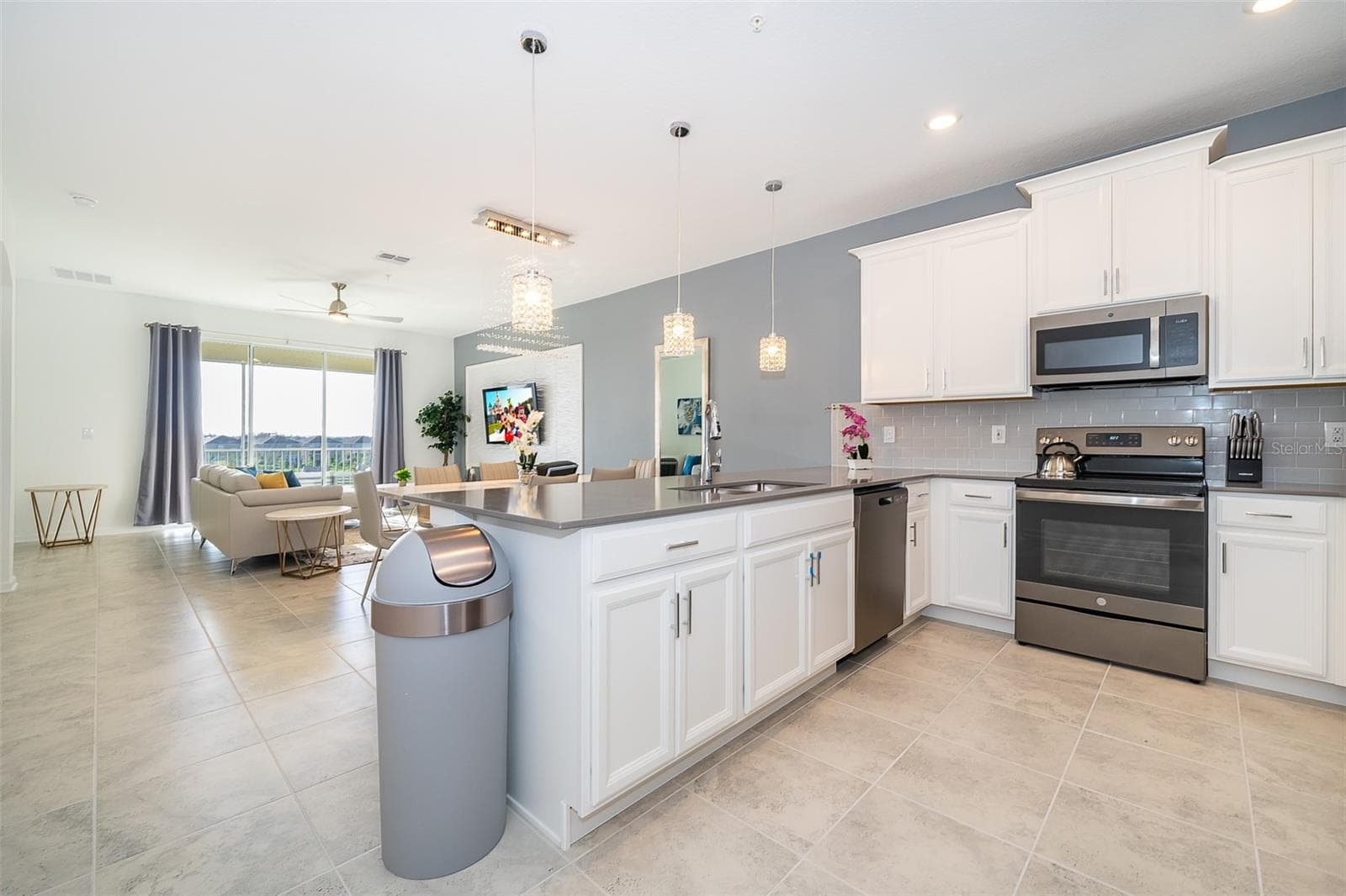 Condominium at 979 SPLASH SHOT PL #0, DAVENPORT, photo 9 of 32