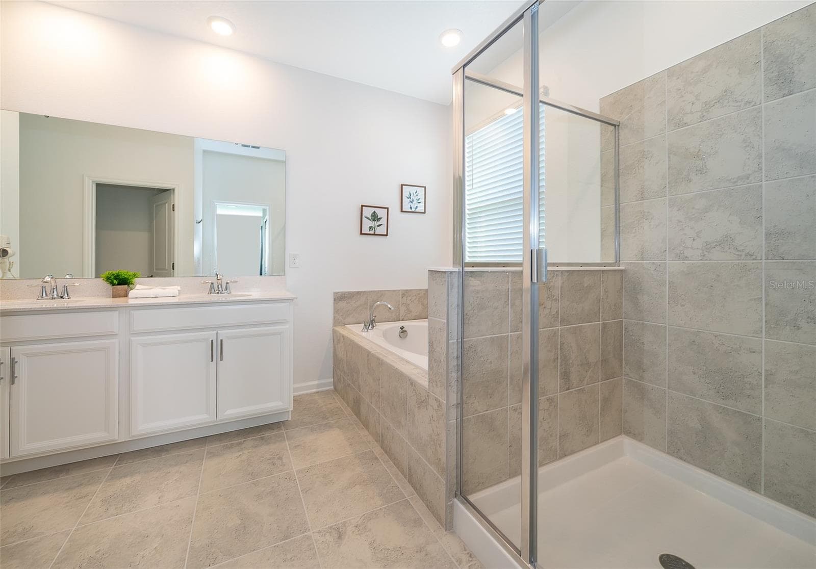 Condominium at 979 SPLASH SHOT PL #0, DAVENPORT, photo 15 of 32