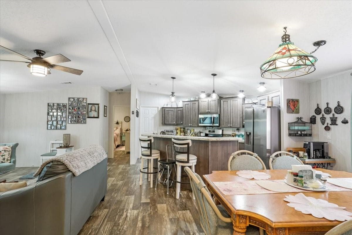 Manufactured Home at 152 KELLY LN, HAWTHORNE, photo 8 of 46