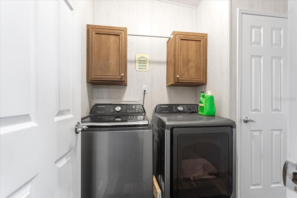 Manufactured Home at 152 KELLY LN, HAWTHORNE, photo 26 of 46