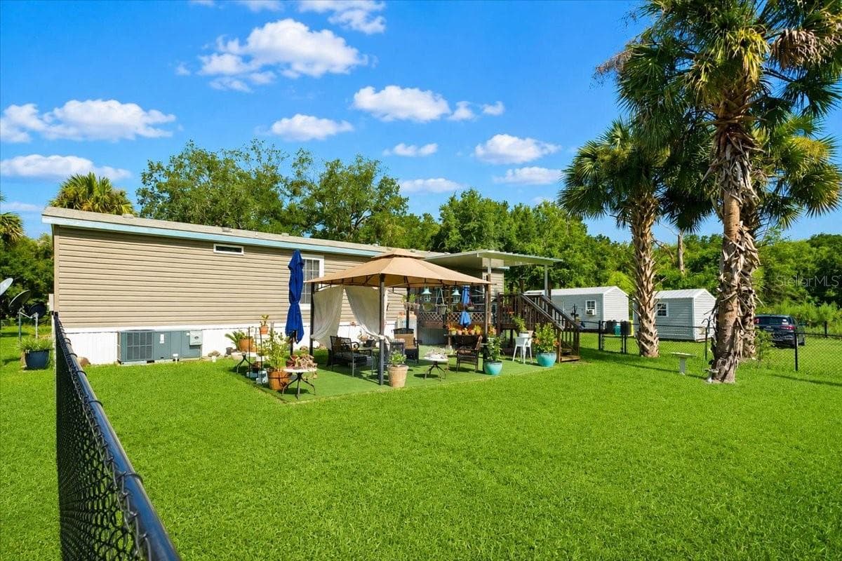 Manufactured Home at 152 KELLY LN, HAWTHORNE, photo 33 of 46
