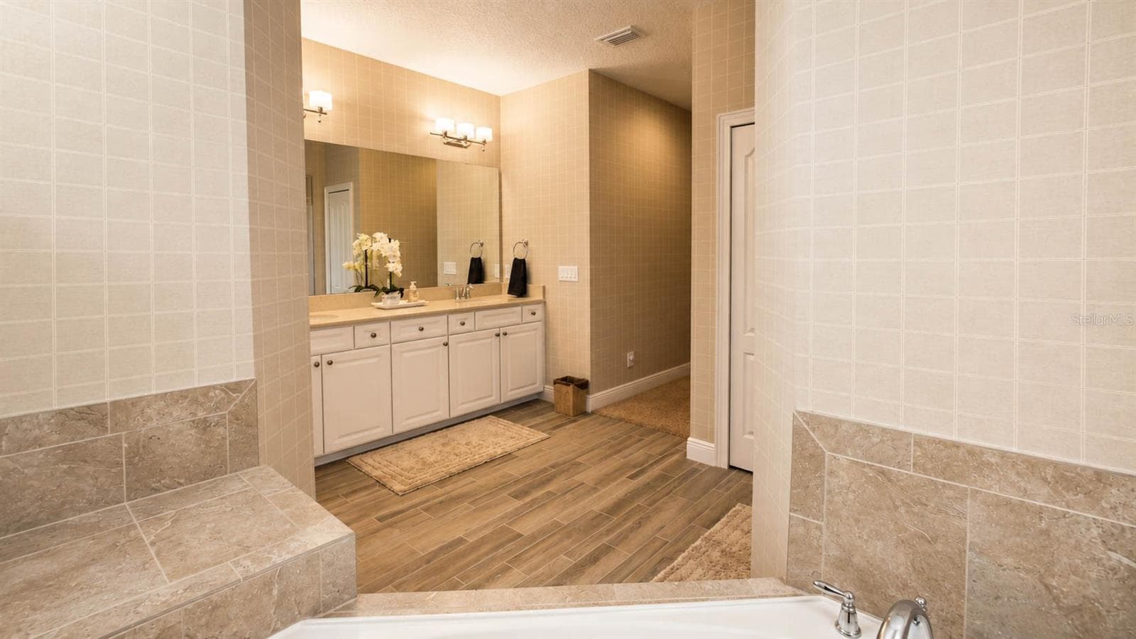 Single Family Residence at 7467 LAKE ALBERT DR, WINDERMERE, photo 35 of 58