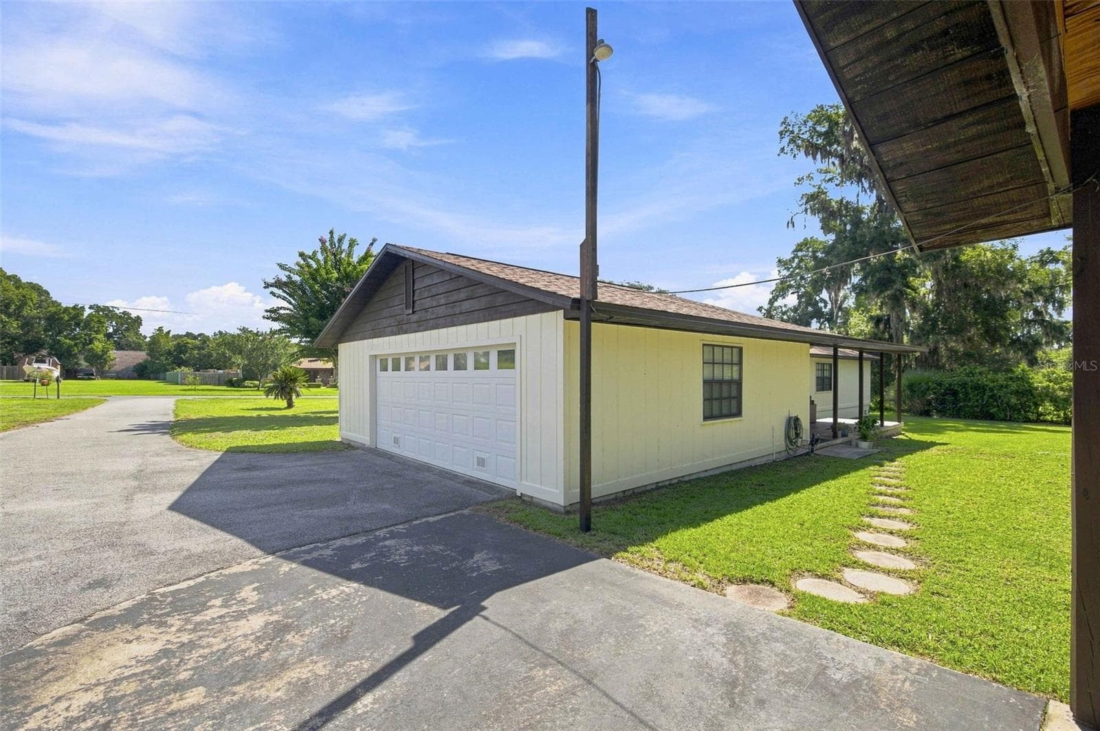 Oversized 2 Car Garage - 2830 SW 37TH DR, OCALA