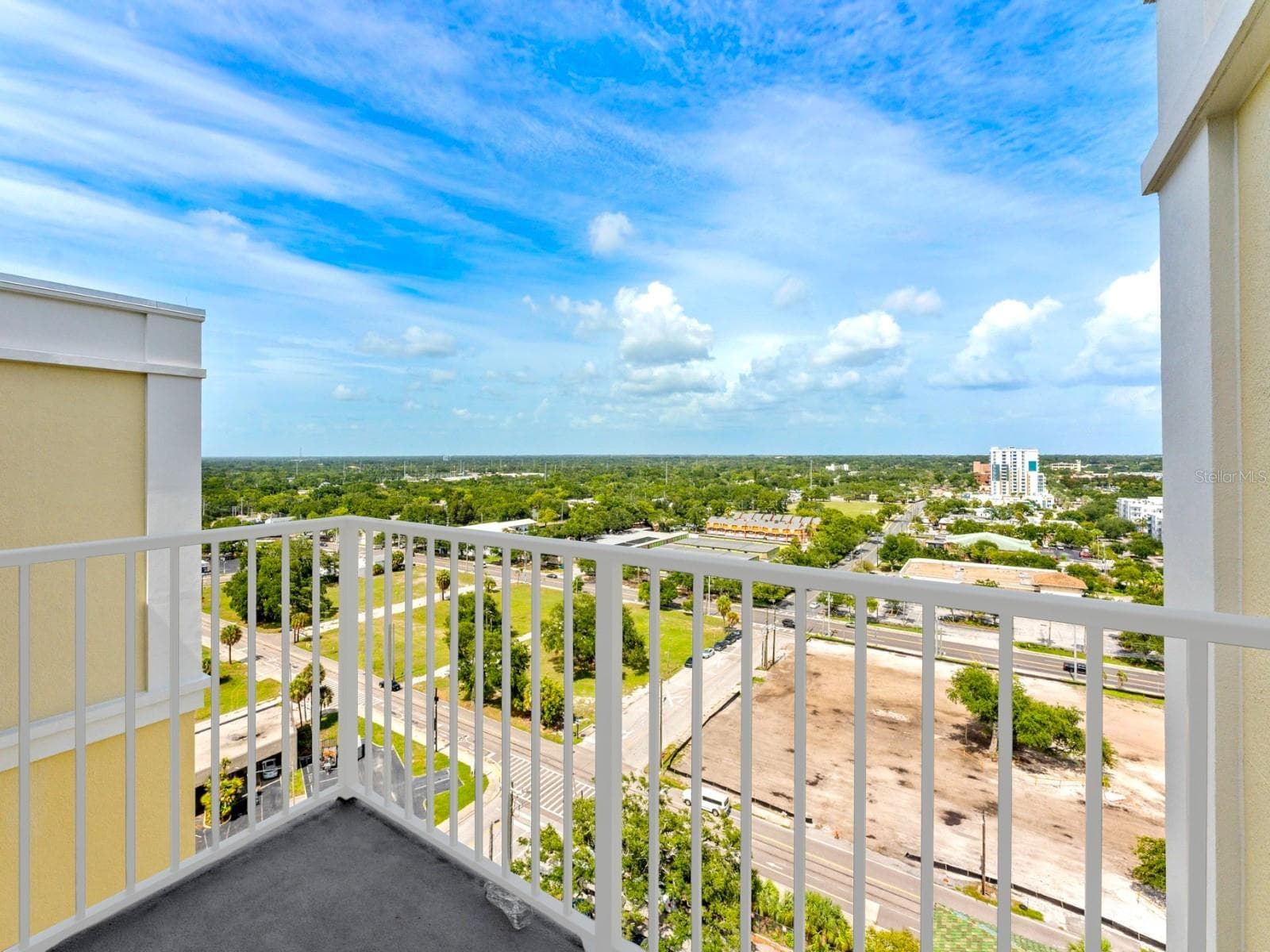 Condominium at 628 CLEVELAND ST #1507, CLEARWATER, photo 2 of 35