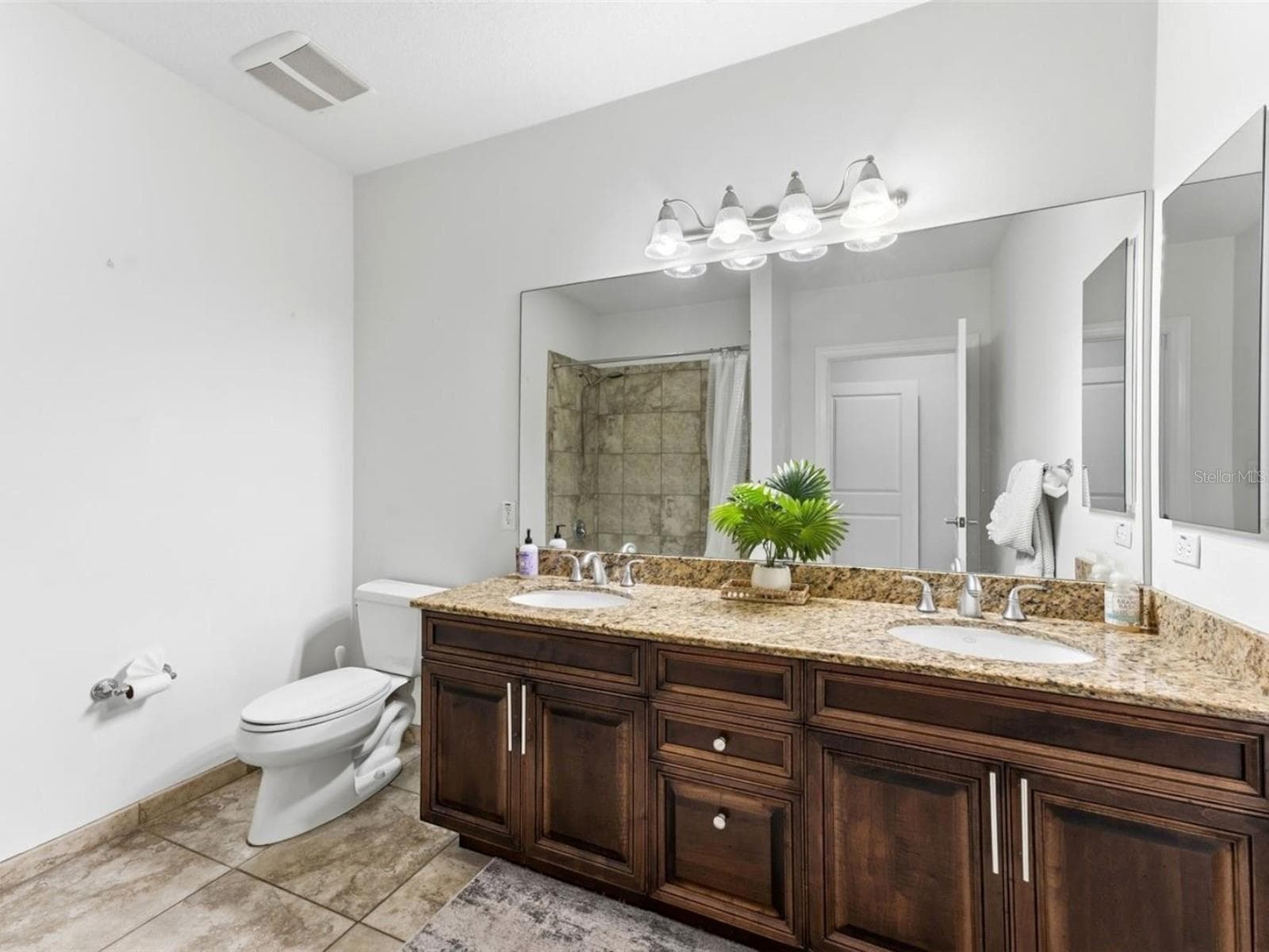 Condominium at 628 CLEVELAND ST #1507, CLEARWATER, photo 21 of 35