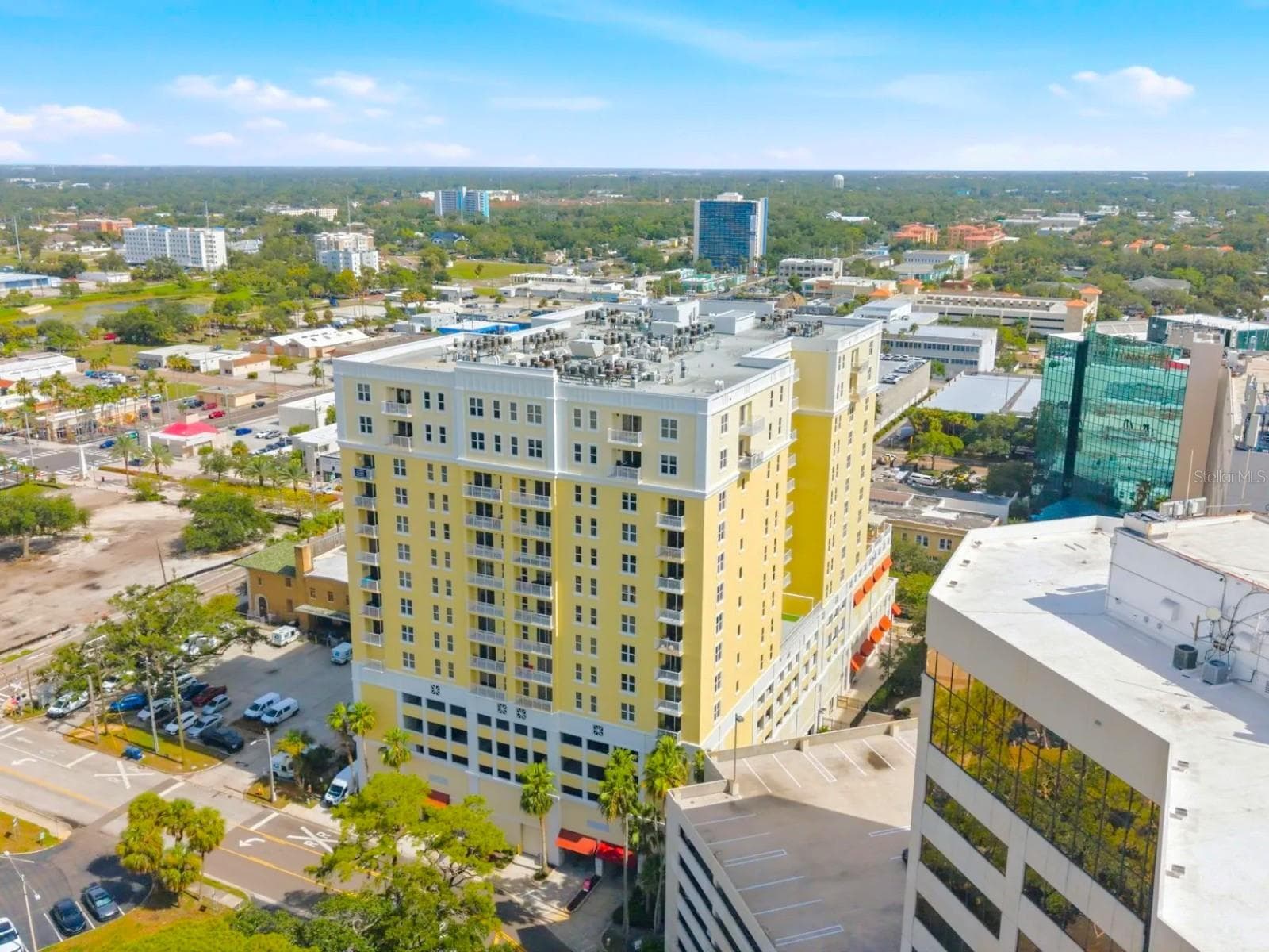 Condominium at 628 CLEVELAND ST #1507, CLEARWATER, photo 34 of 35