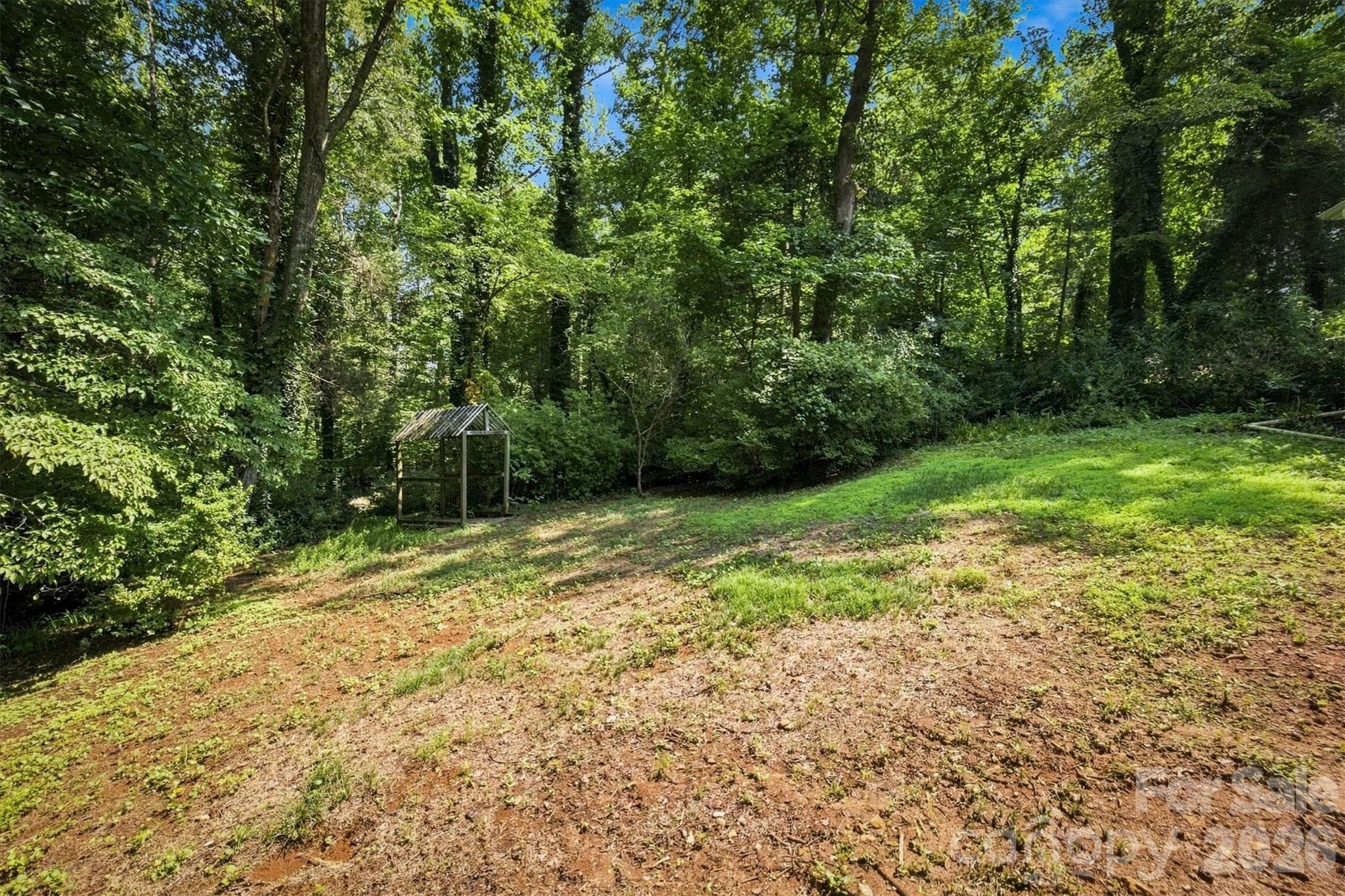 Large Private Backyard - 3517 Crestwood Drive, Morganton