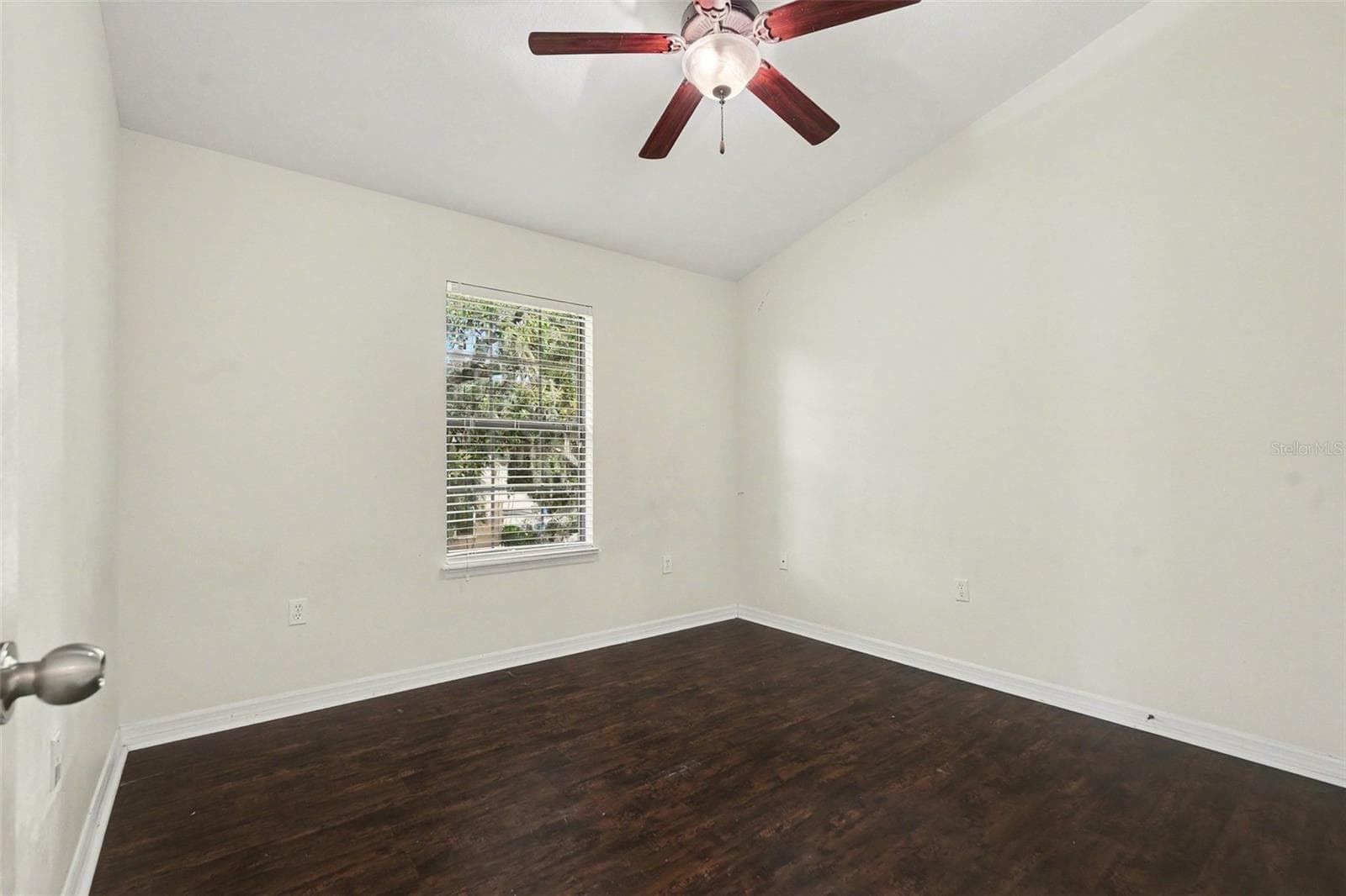 5520 Kinglethill Dr, Lithia FL 33547 - Bedroom 3 - 5520 KINGLETHILL DR, LITHIA