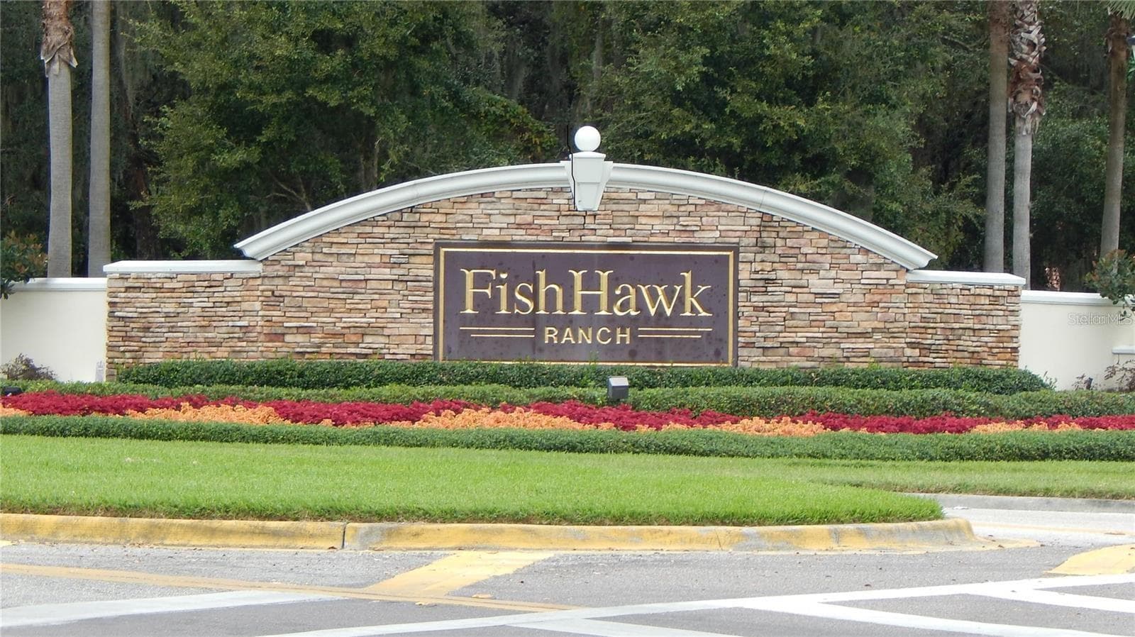 5520 Kinglethill Dr, Lithia FL 33547 - Fishhawk - 5520 KINGLETHILL DR, LITHIA