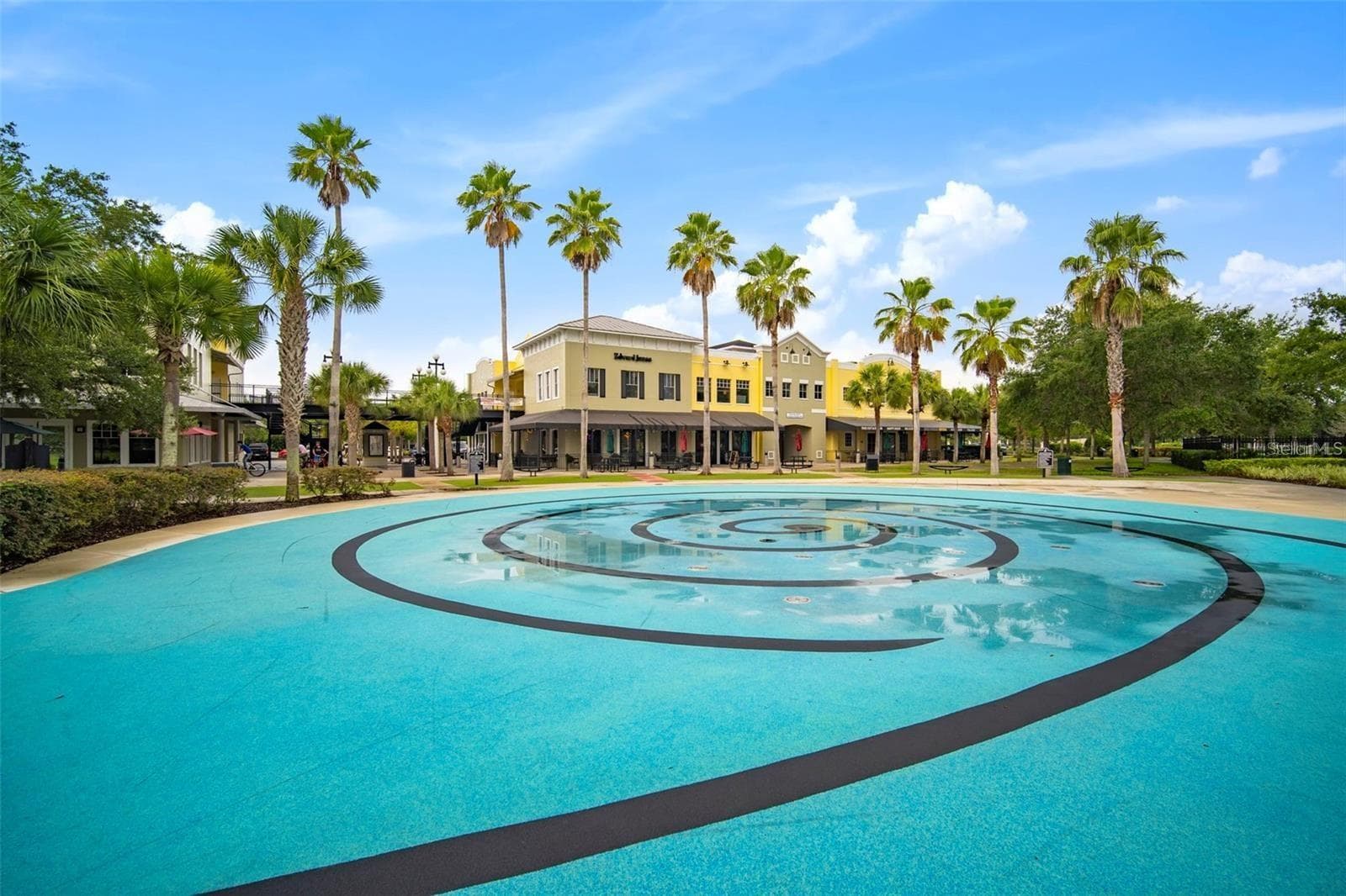 5520 Kinglethill Dr, Lithia FL 33547 - Park Square Splash Pad - 5520 KINGLETHILL DR, LITHIA