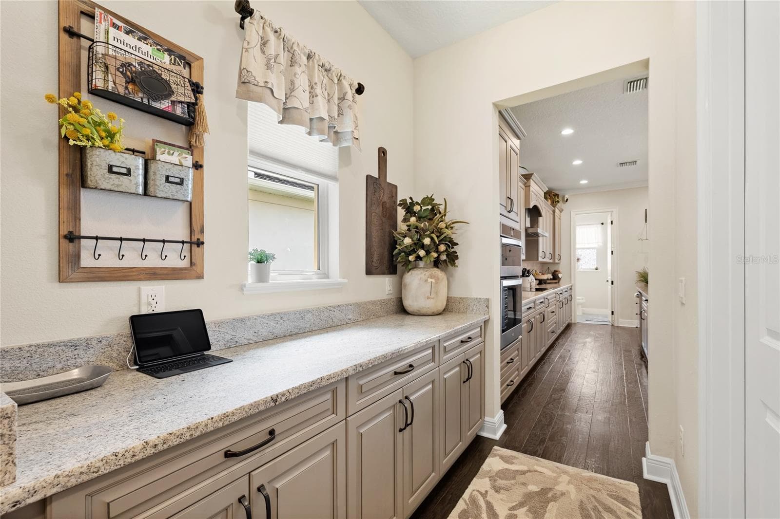 Galley - 15475 SHOREBIRD LN, WINTER GARDEN