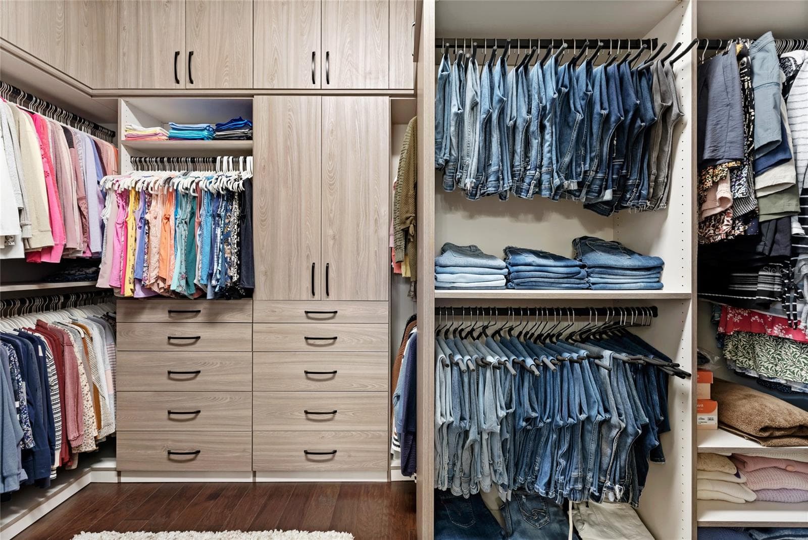 Primary Closet - 15475 SHOREBIRD LN, WINTER GARDEN