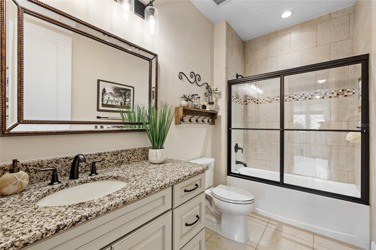 Guest Bathroom - 15475 SHOREBIRD LN, WINTER GARDEN