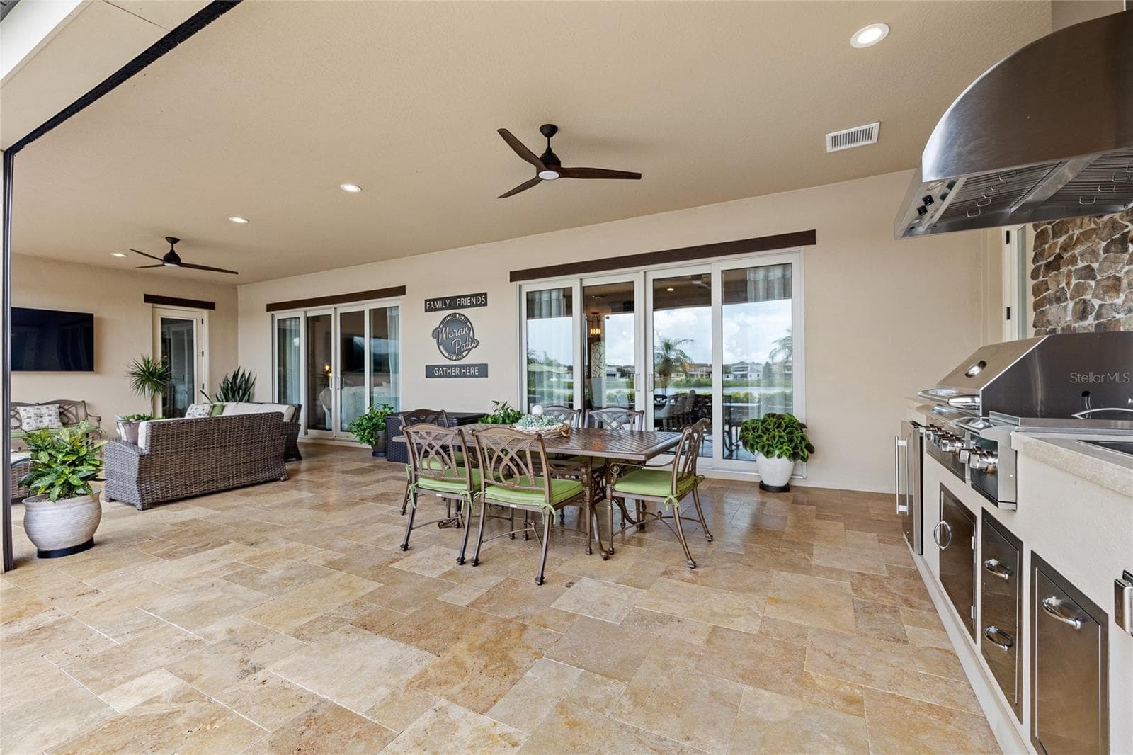 Outdoor Dining - 15475 SHOREBIRD LN, WINTER GARDEN