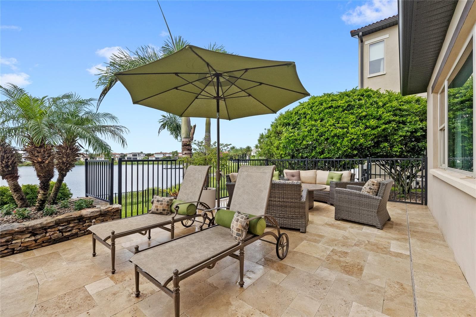 Outdoor Lounge - 15475 SHOREBIRD LN, WINTER GARDEN