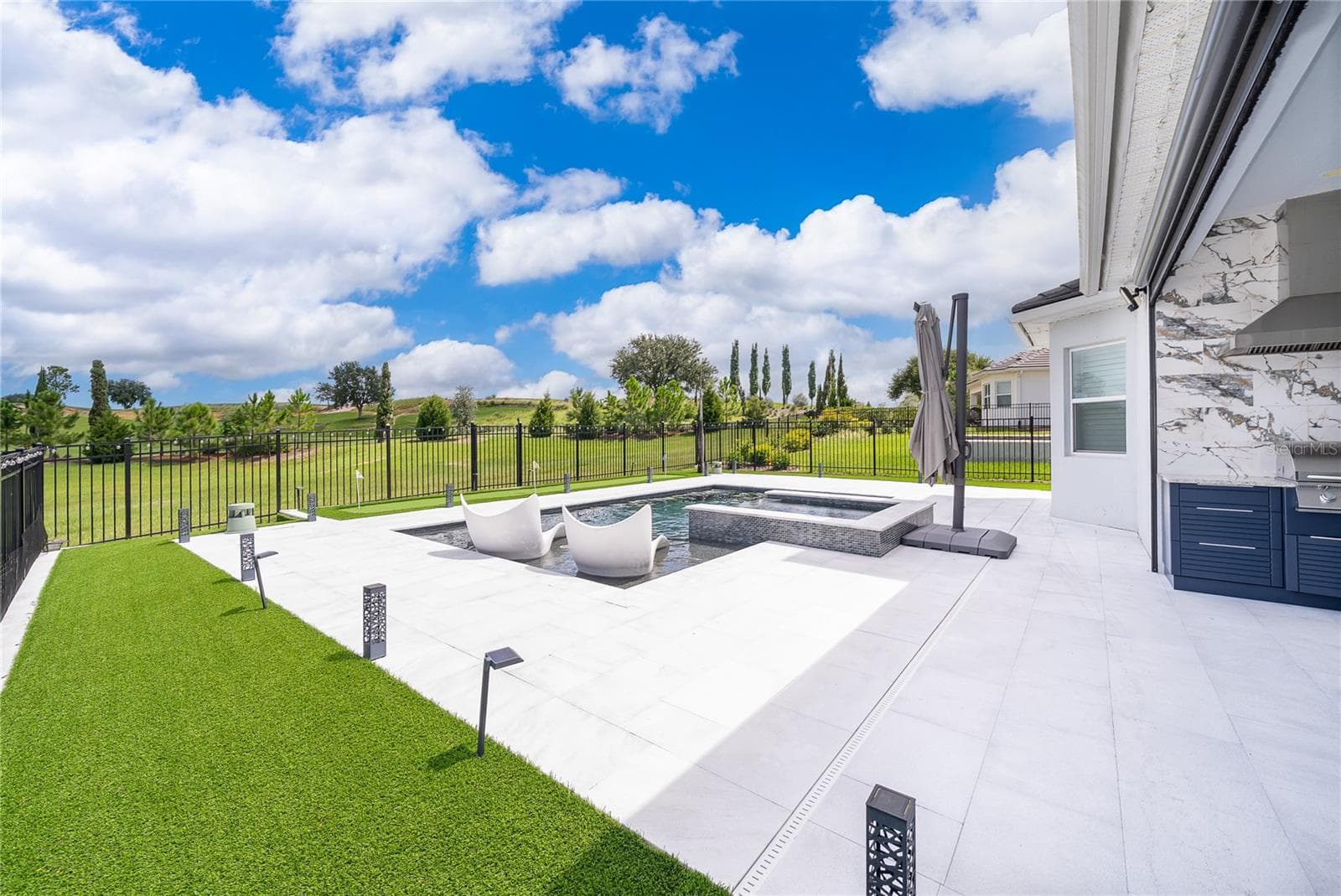 Single Family Residence at 16012 VOLTERRA PT, MONTVERDE, photo 9 of 63
