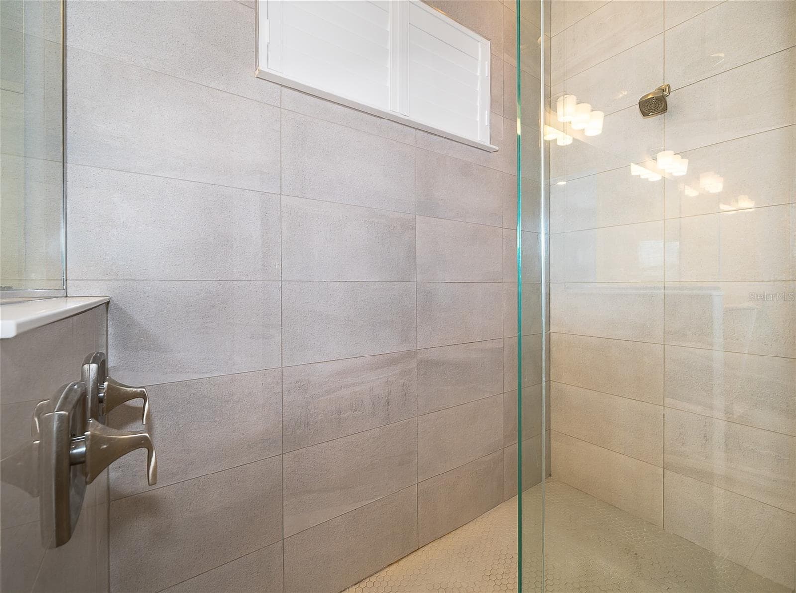 Single Family Residence at 16012 VOLTERRA PT, MONTVERDE, photo 33 of 63