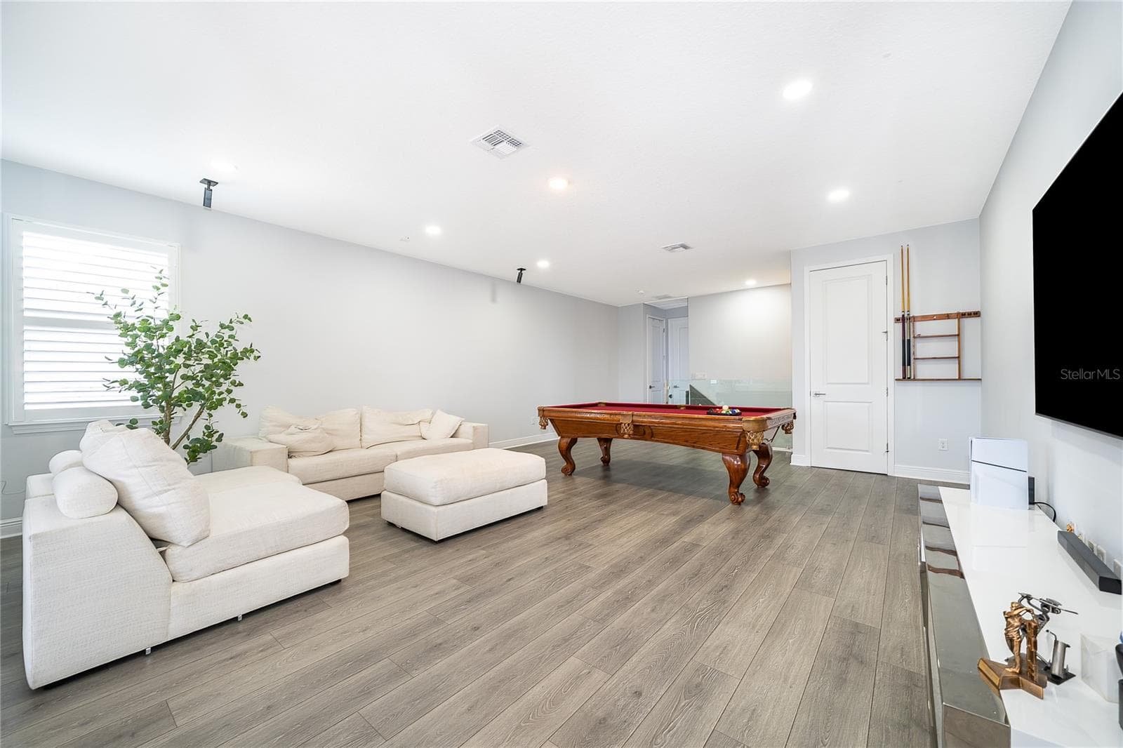 Single Family Residence at 16012 VOLTERRA PT, MONTVERDE, photo 36 of 63
