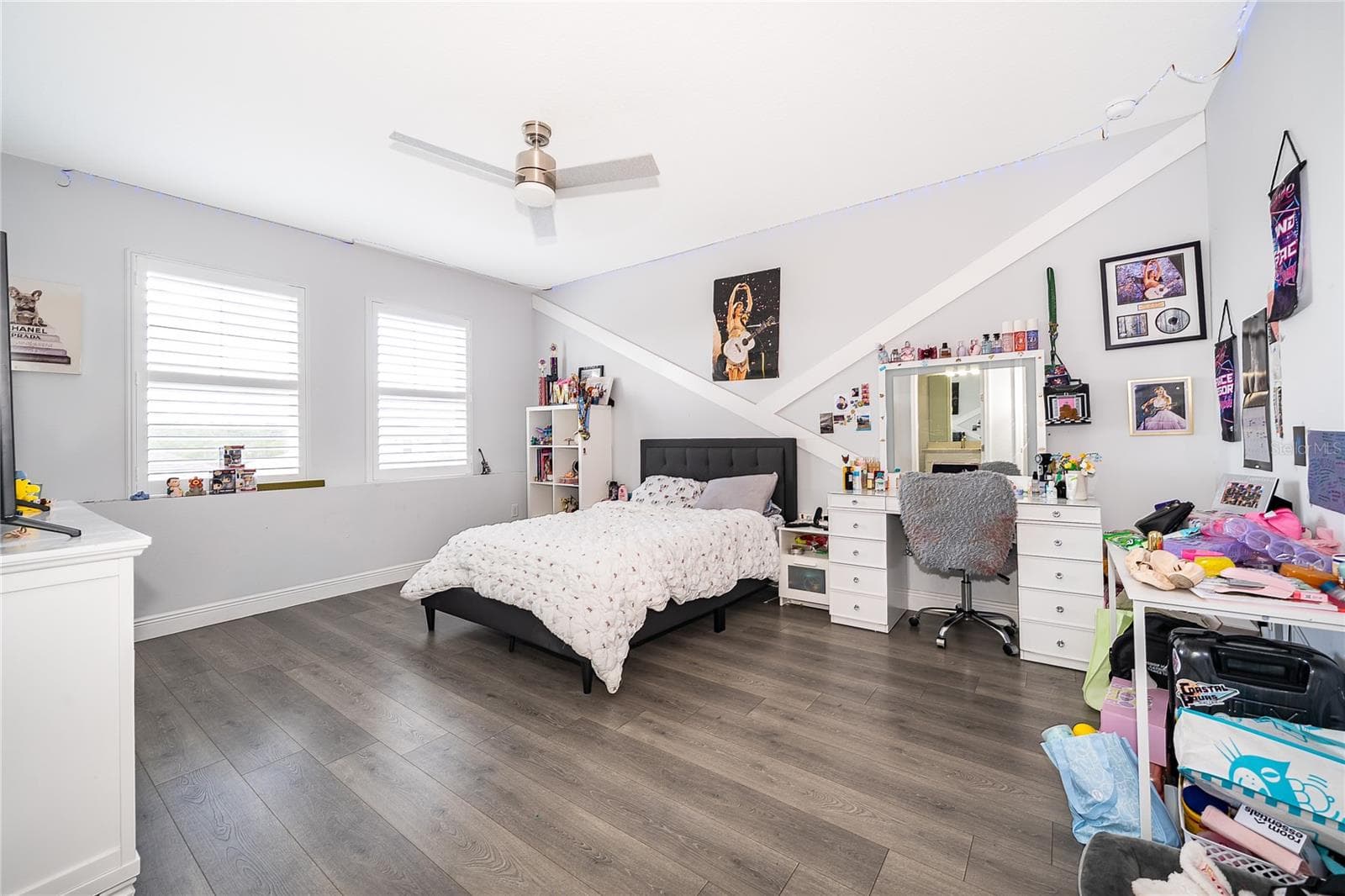 Single Family Residence at 16012 VOLTERRA PT, MONTVERDE, photo 37 of 63