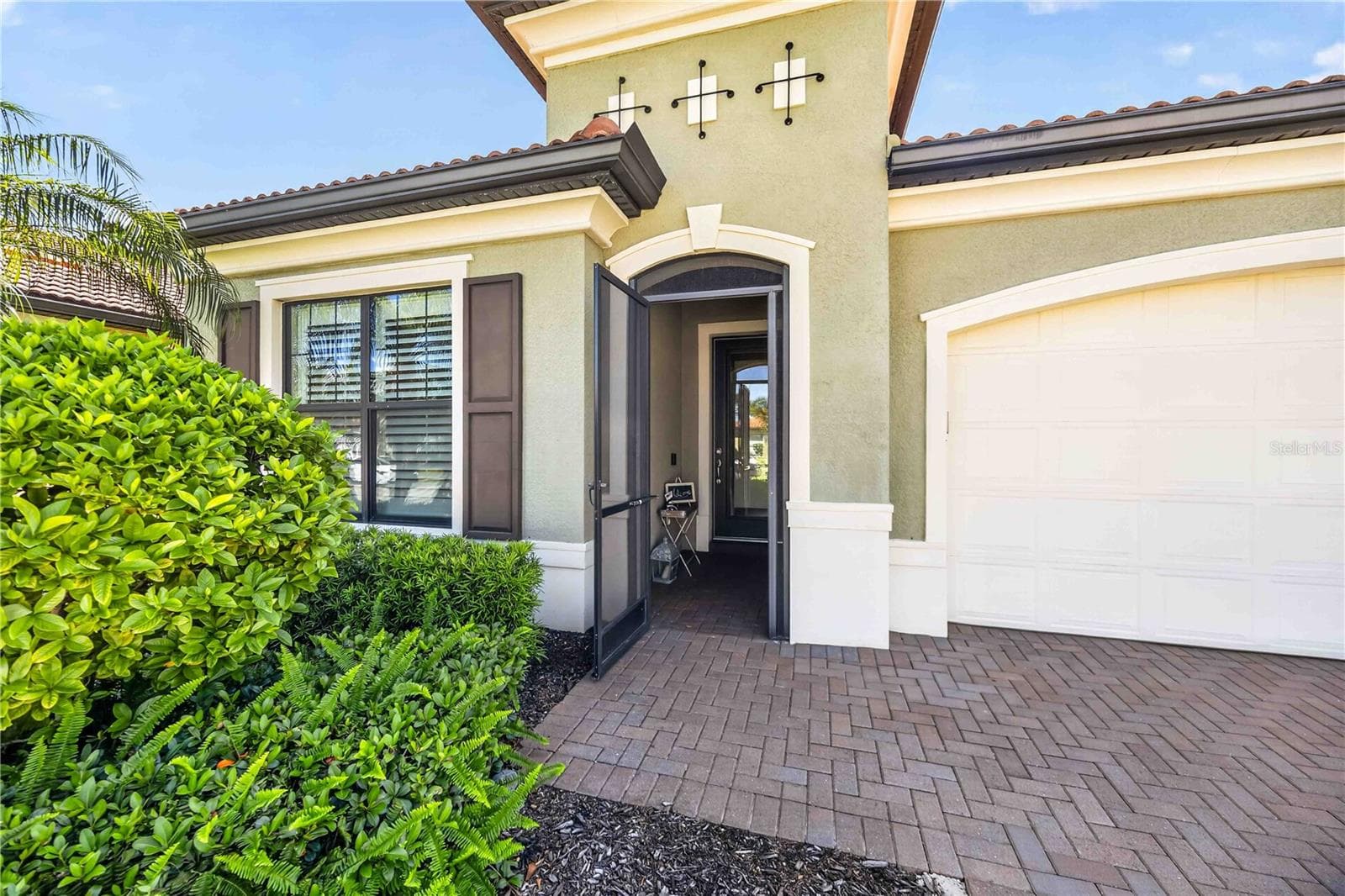 24232 GALLBERRY DR