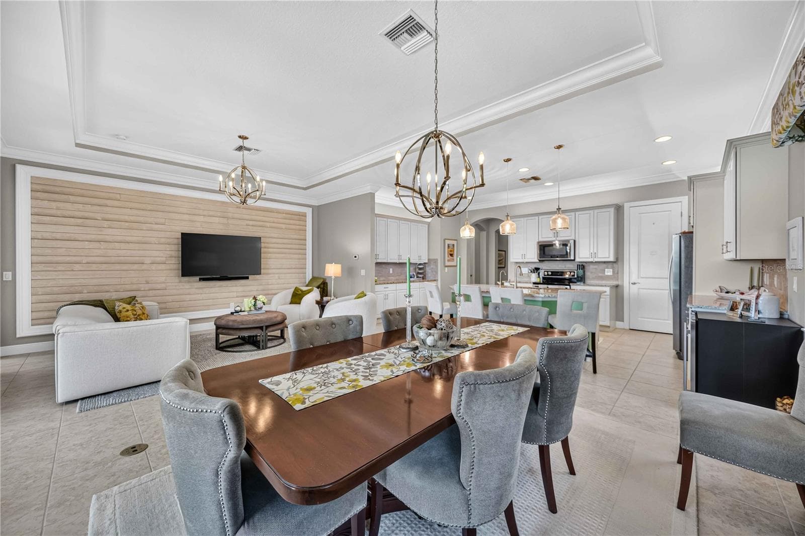 Open concept dining room to living room - 24232 GALLBERRY DR, VENICE