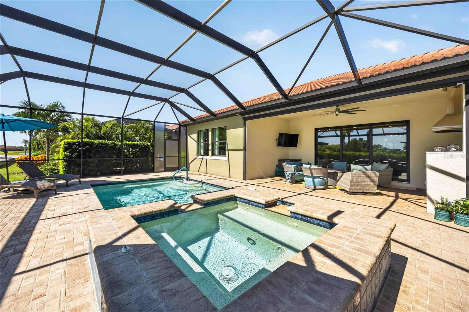 Pool and Spa have total privacy - 24232 GALLBERRY DR, VENICE