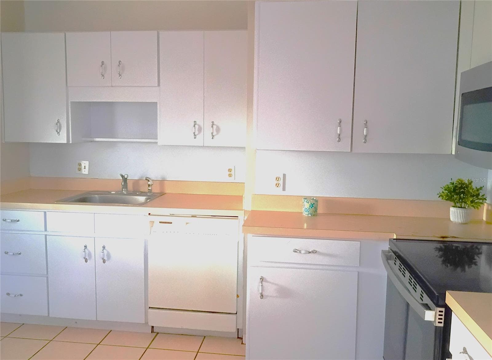 Kitchen - 2010 PINE AVE, HAINES CITY