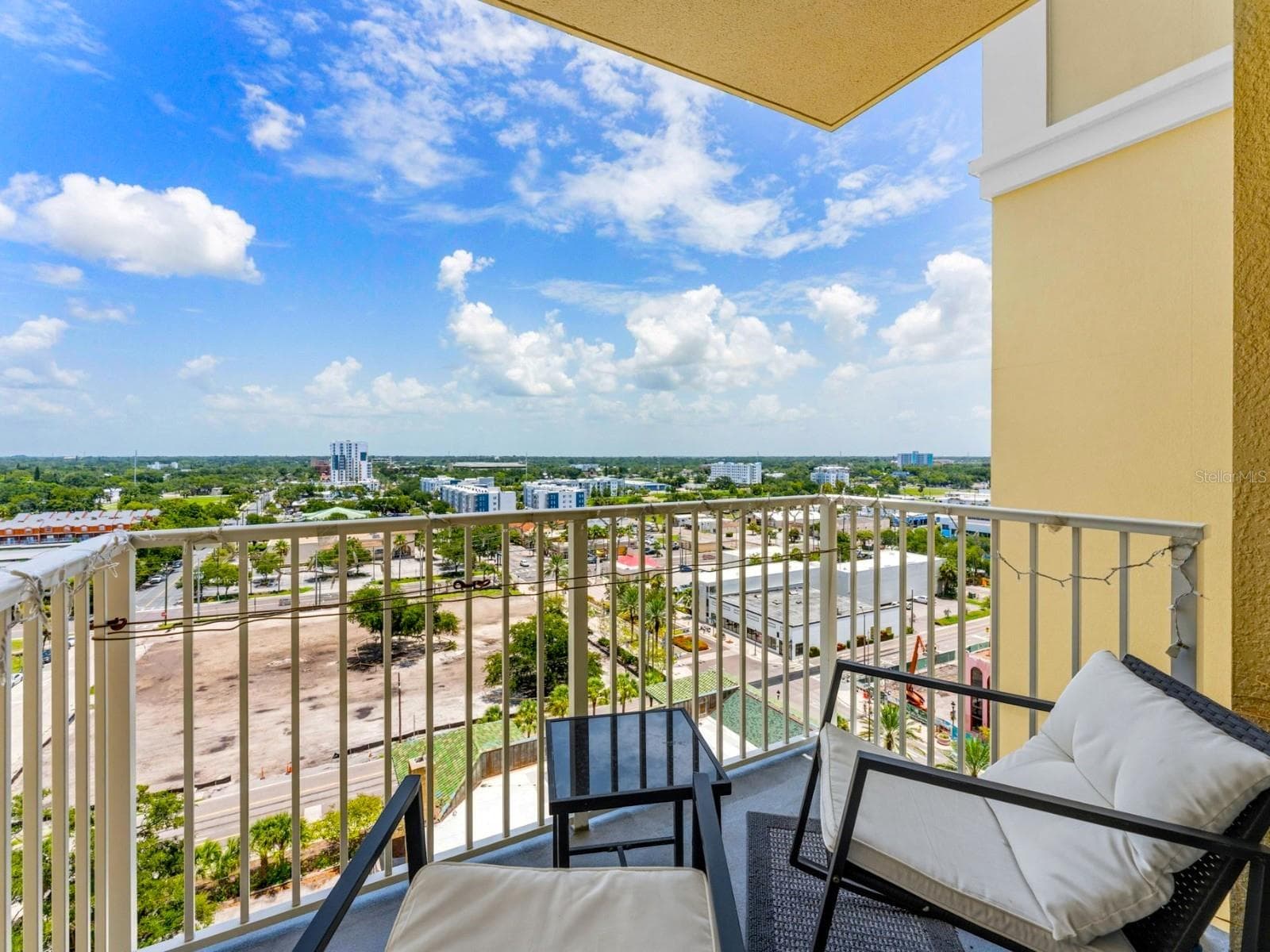 Condominium at 628 CLEVELAND ST #1211, CLEARWATER, photo 3 of 36