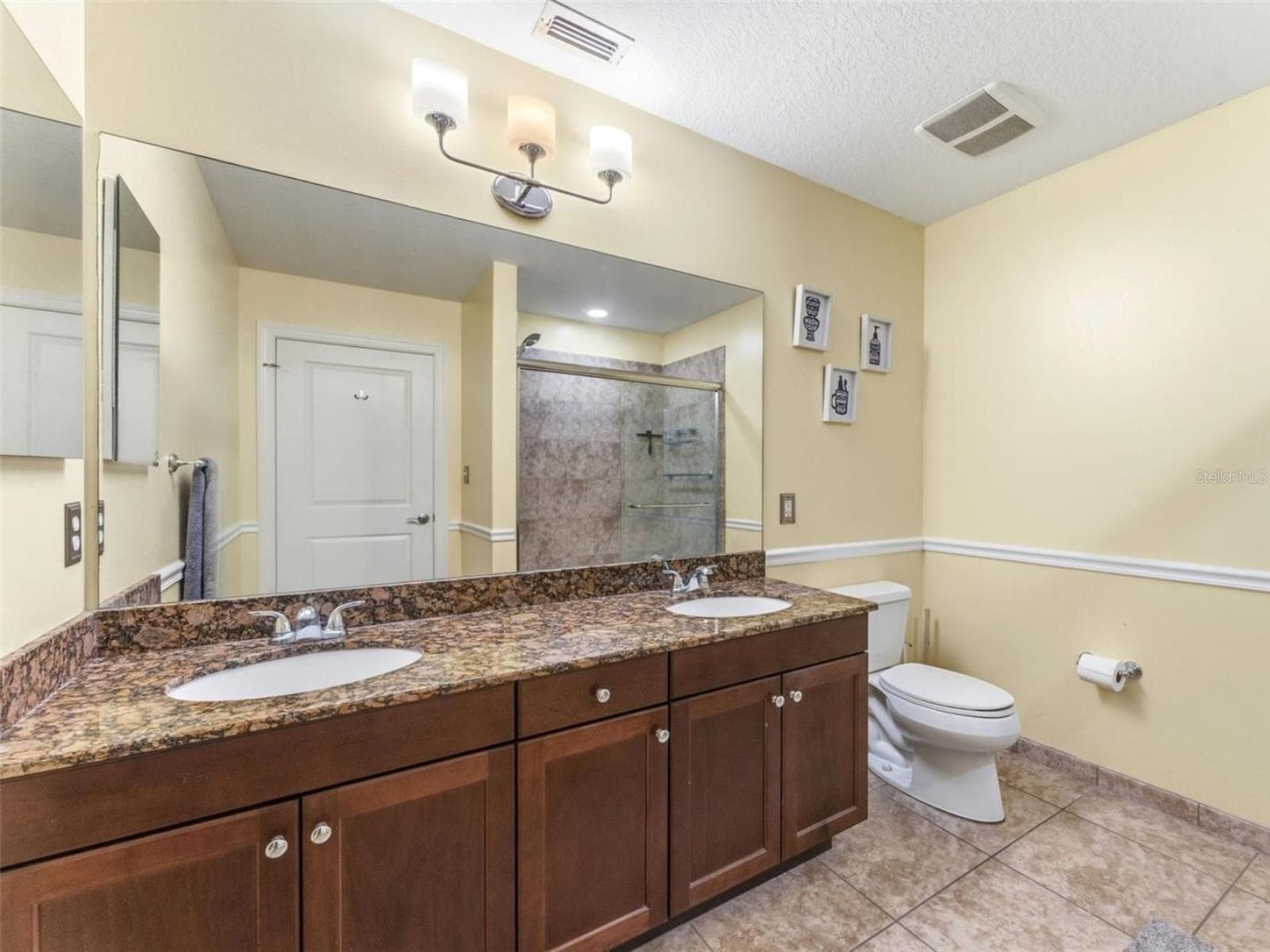 Condominium at 628 CLEVELAND ST #1211, CLEARWATER, photo 17 of 36