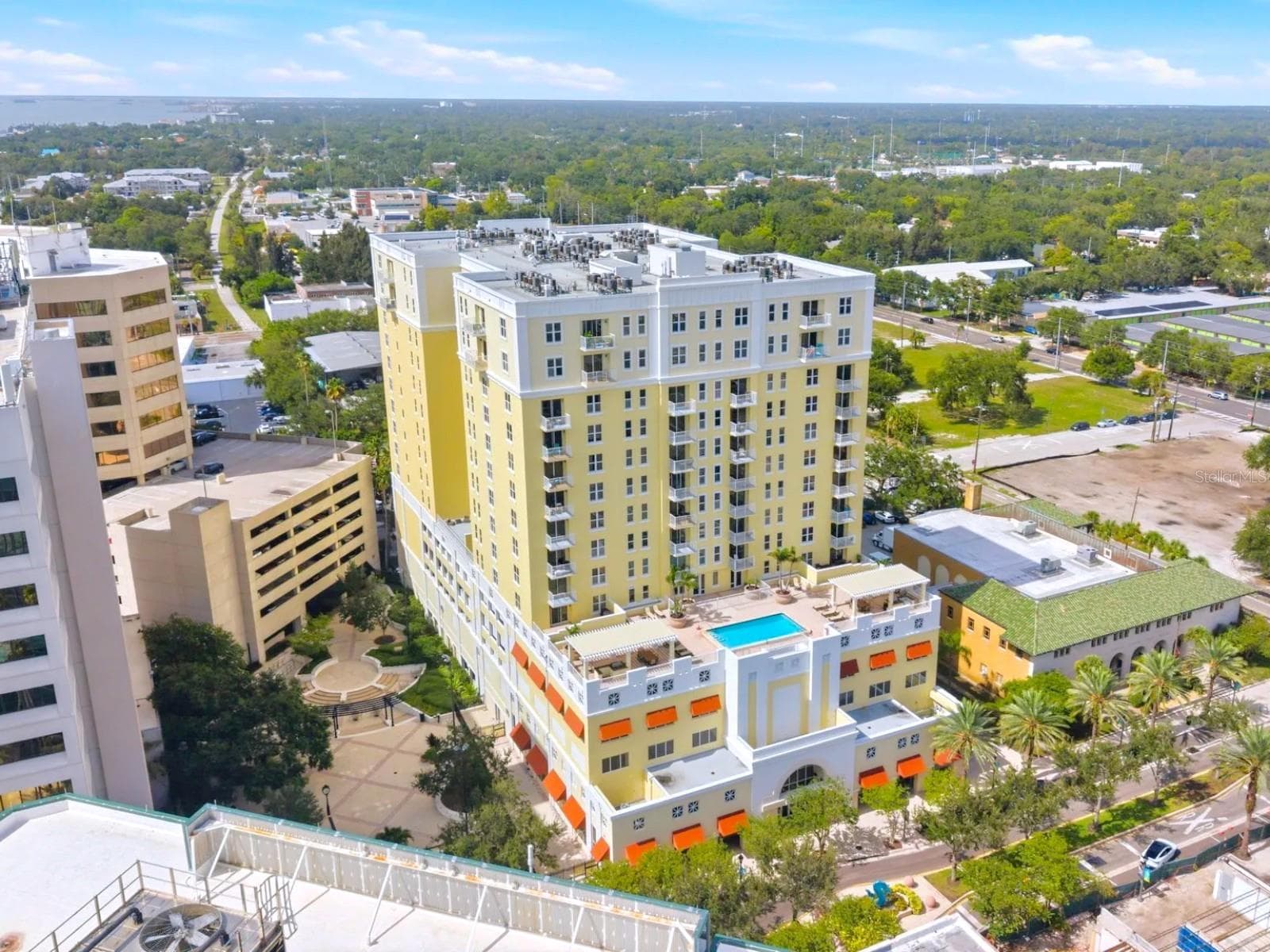 Condominium at 628 CLEVELAND ST #1211, CLEARWATER, photo 2 of 36