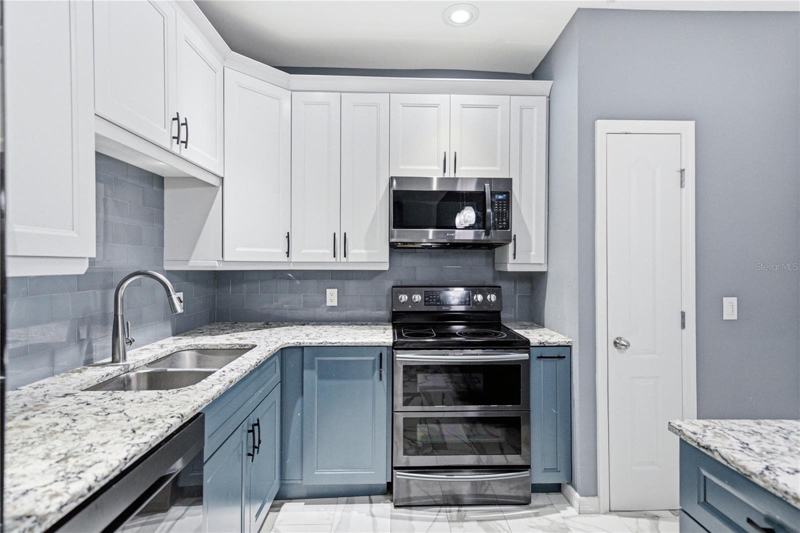 Condominium at 1640 VILLA CAPRI CIR #301, ODESSA, photo 10 of 50