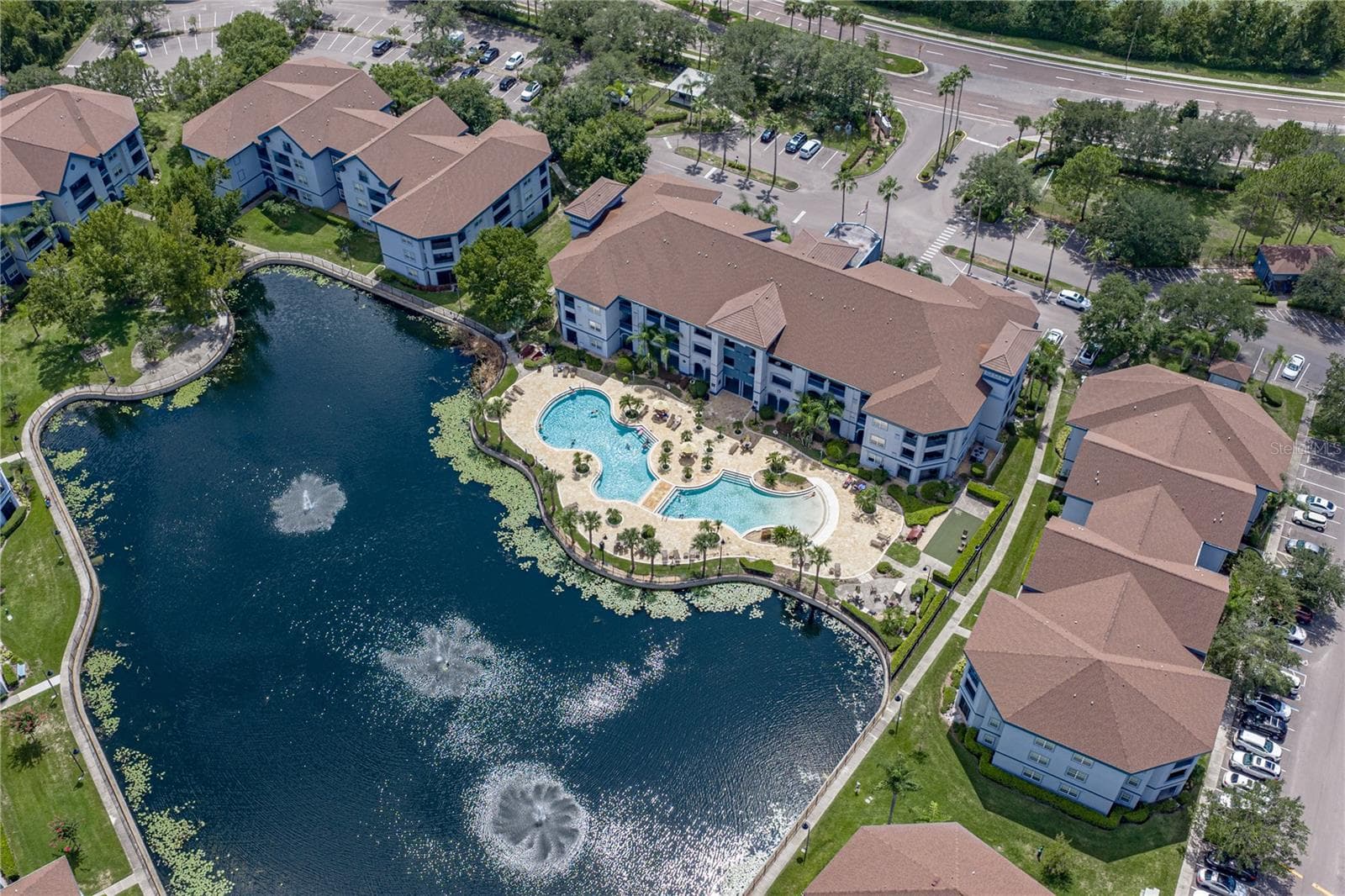 1640 VILLA CAPRI CIR #301