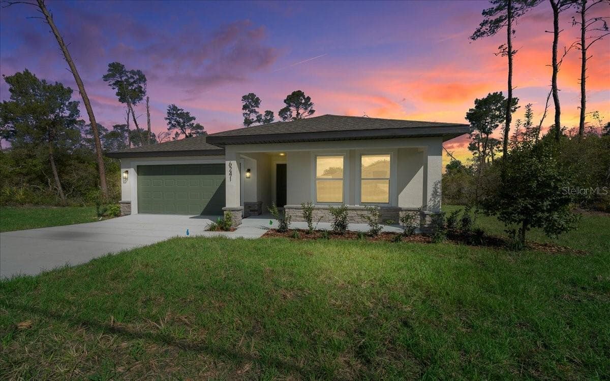 Beautiful Front Exterior - 6241 FREEPORT DR, SPRING HILL