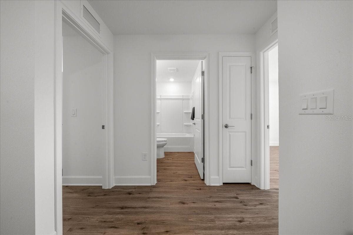 Bathroom Hallway - 6241 FREEPORT DR, SPRING HILL